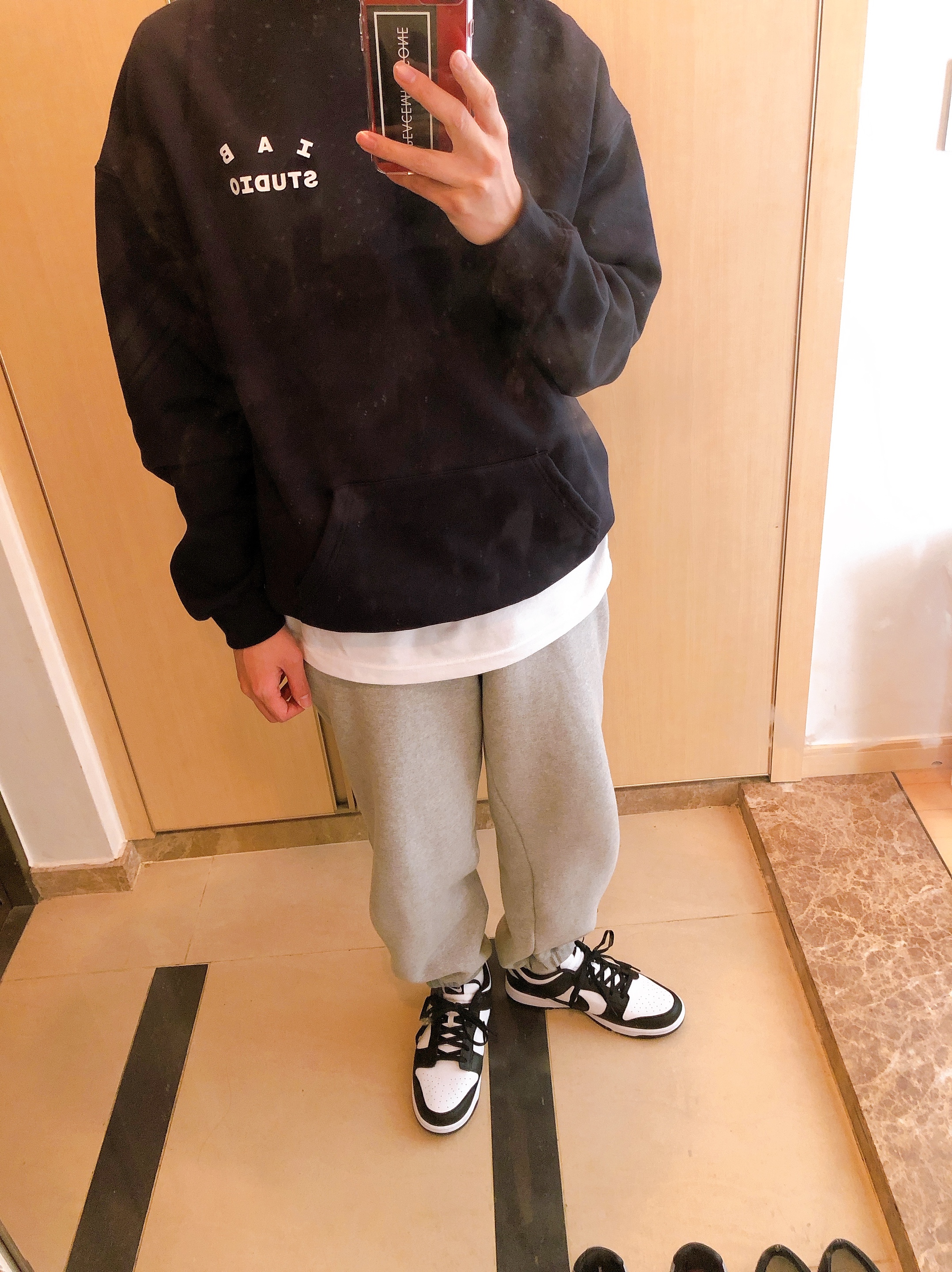 IAB Studio Hoodie Navy - 21SS, Nike Dunk Low Retro Black 착용 스타일