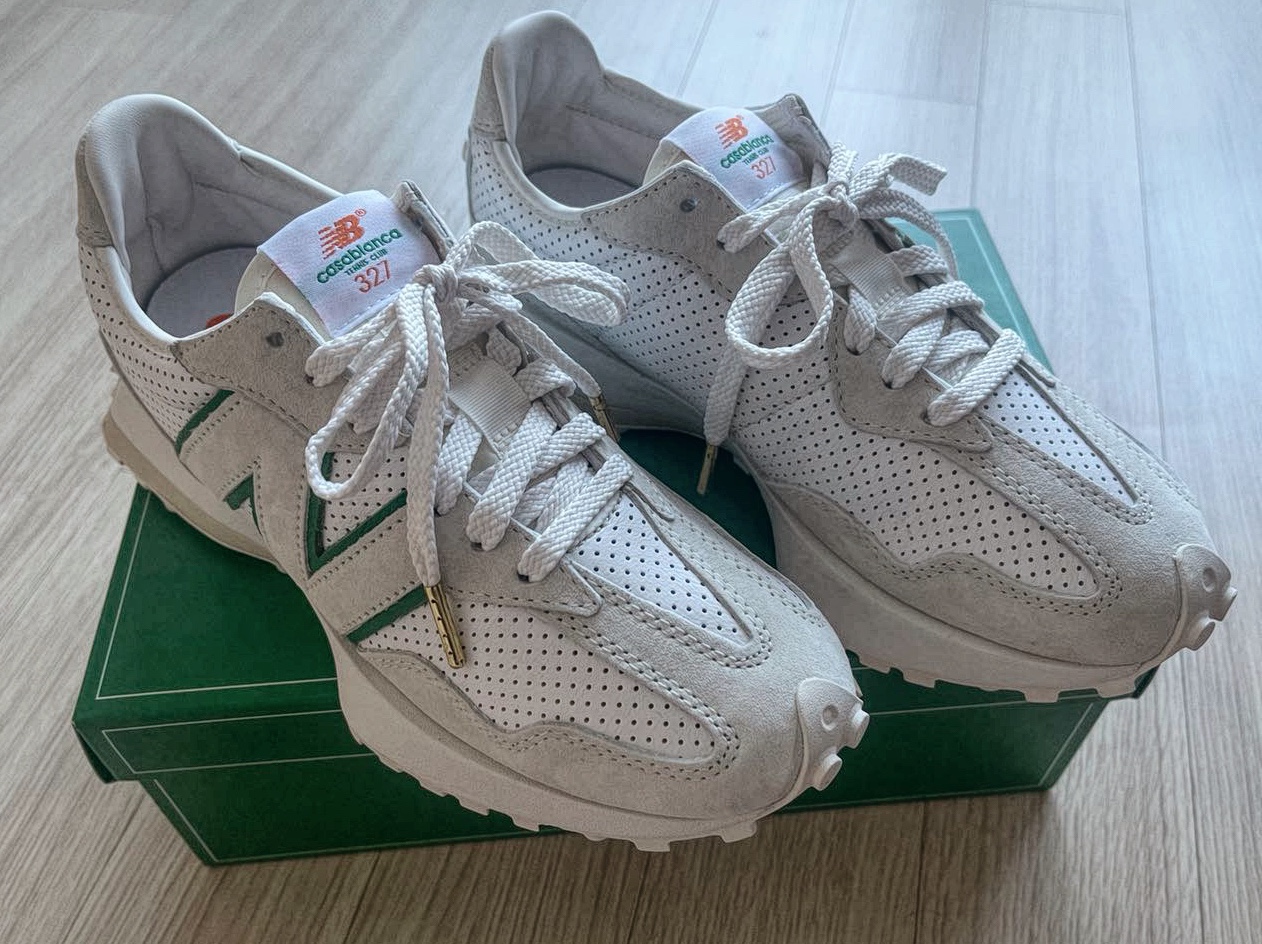 New Balance x Casablanca 327 Idealist Off White Green 착용 스타일 - 1