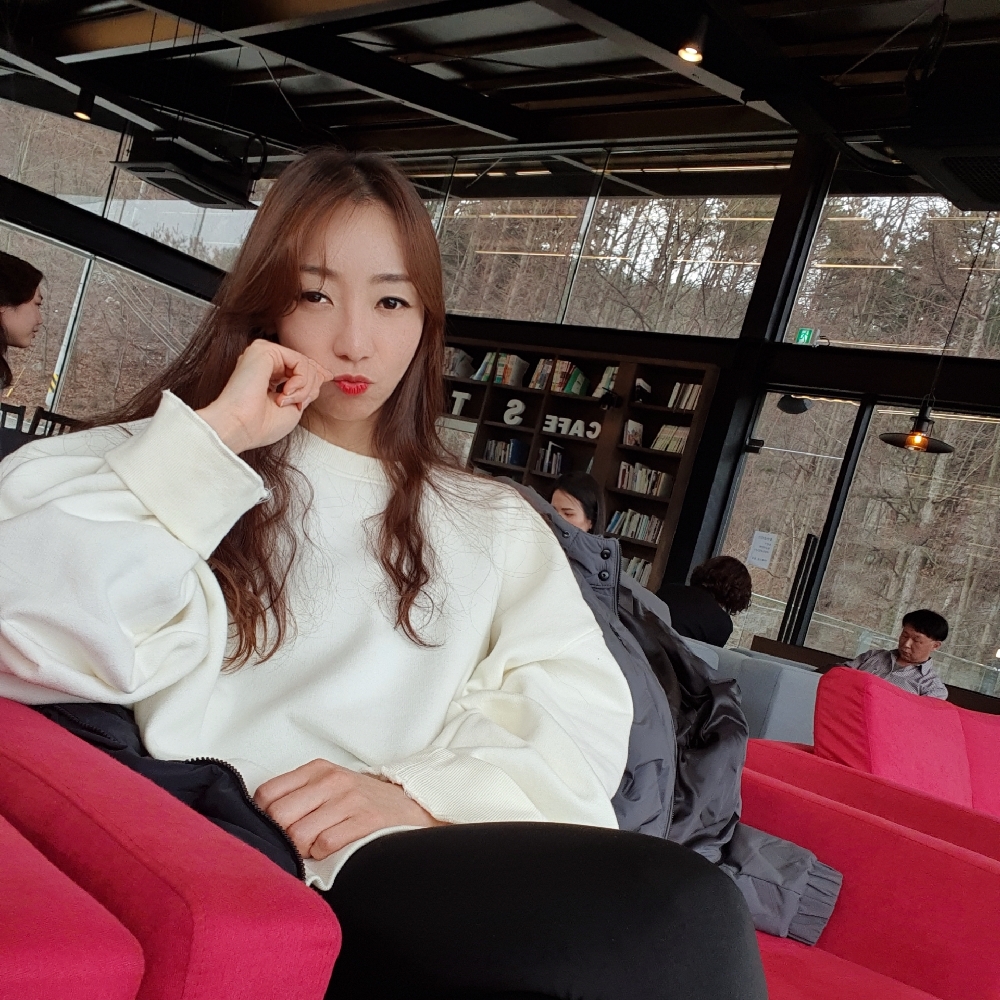 KREAM 프로필 이미지