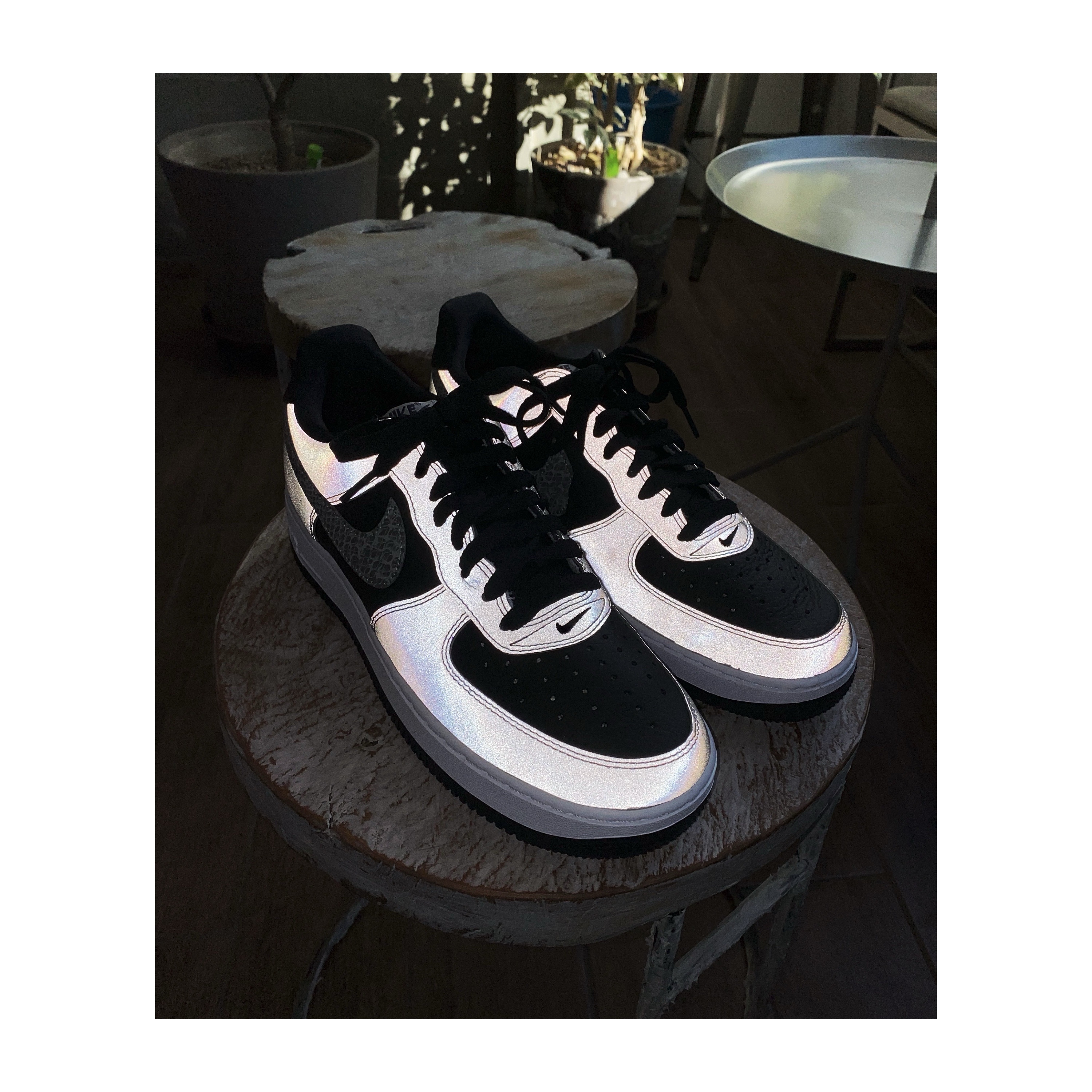 Nike Air Force 1 B Silver Snake 착용 스타일 - 2