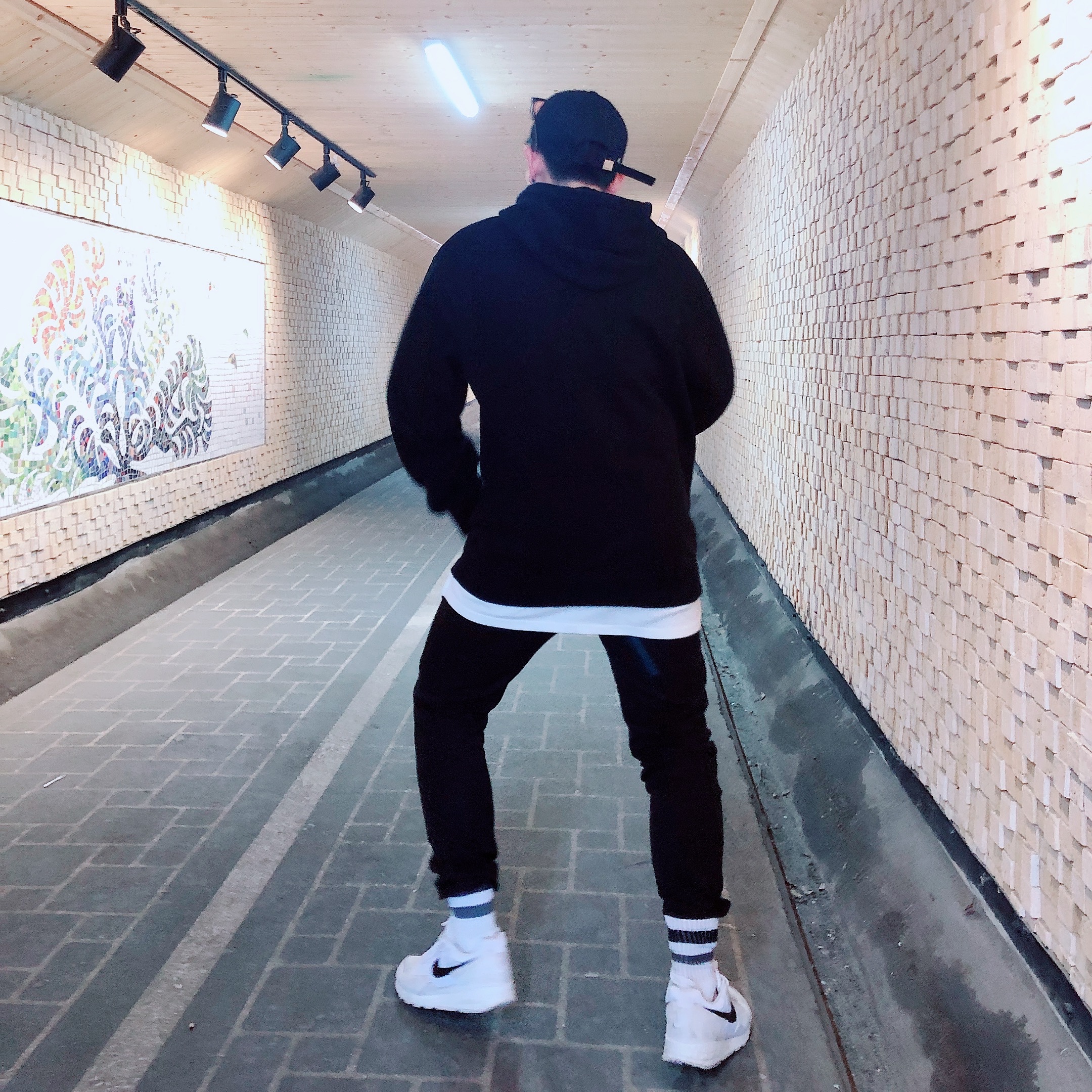Nike x Fear of God Air Skylon 2 White 착용 스타일