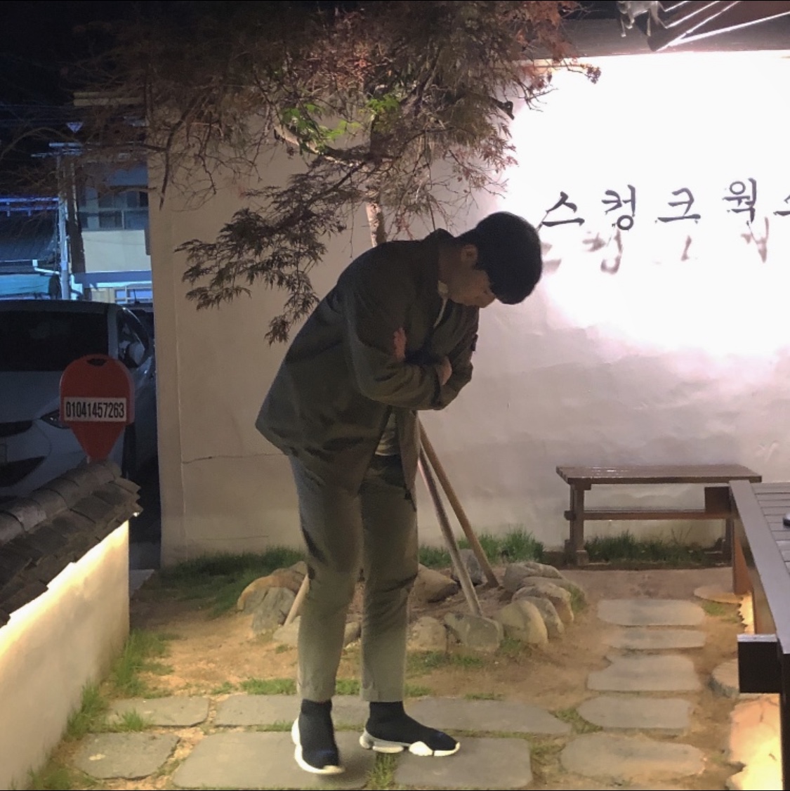 Reebok x Vetements Sock Pump High Top Black 착용 스타일