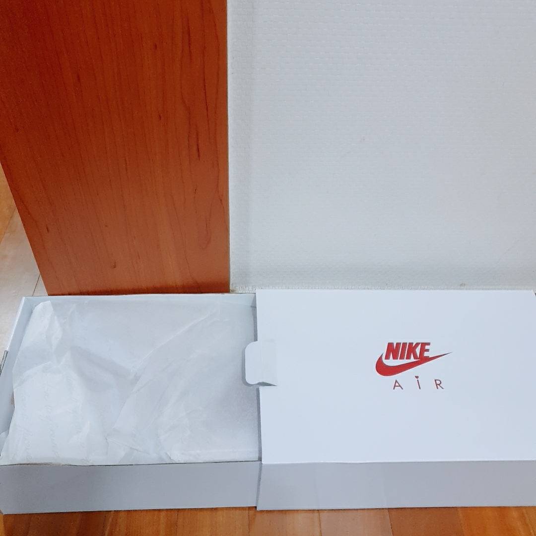 Nike Air Force 1 '07 QS Valentine's Day 착용 스타일 - 2