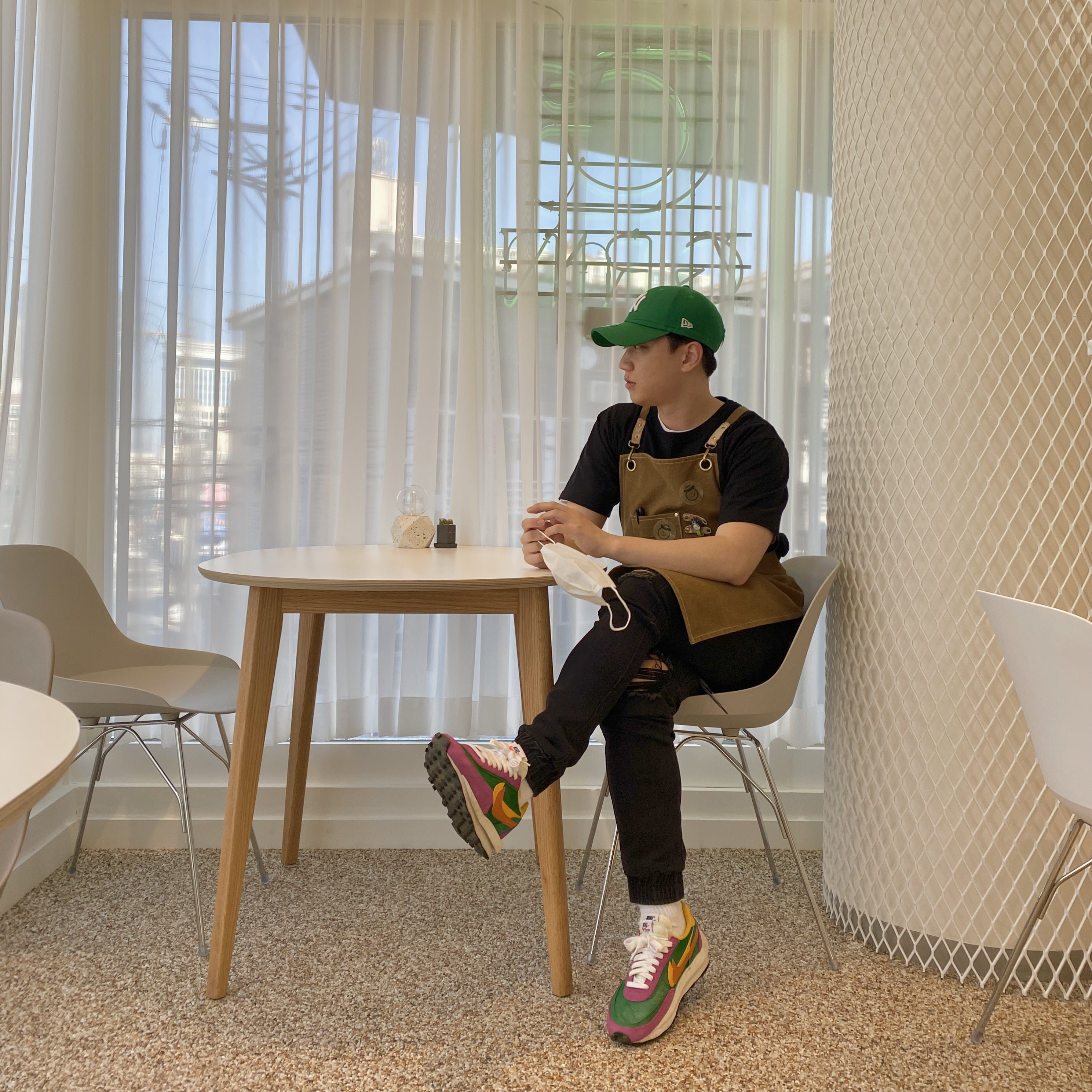 Nike x Sacai LDWaffle Pine Green 착용 스타일