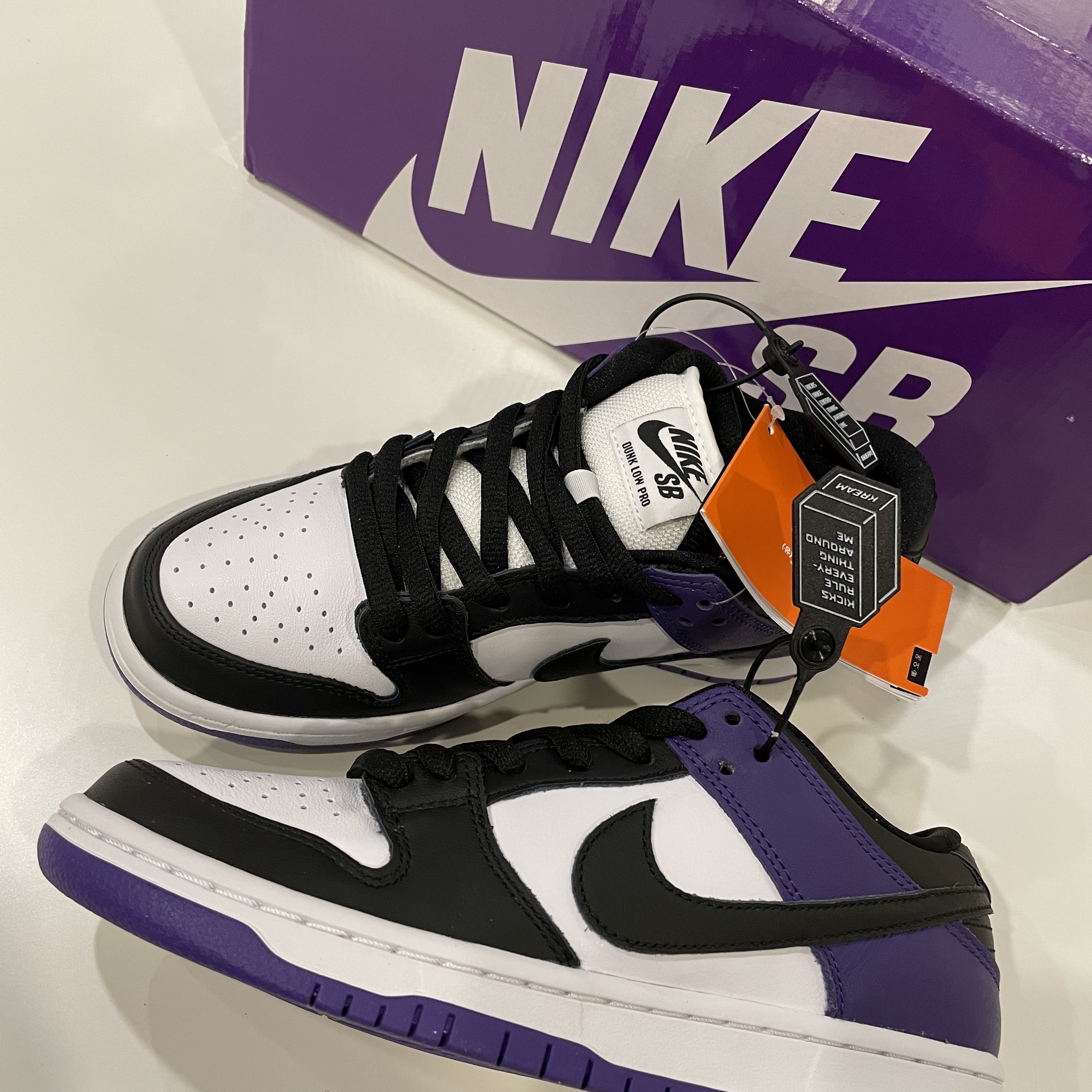 Nike SB Dunk Low Pro Court Purple 착용 스타일 - 1