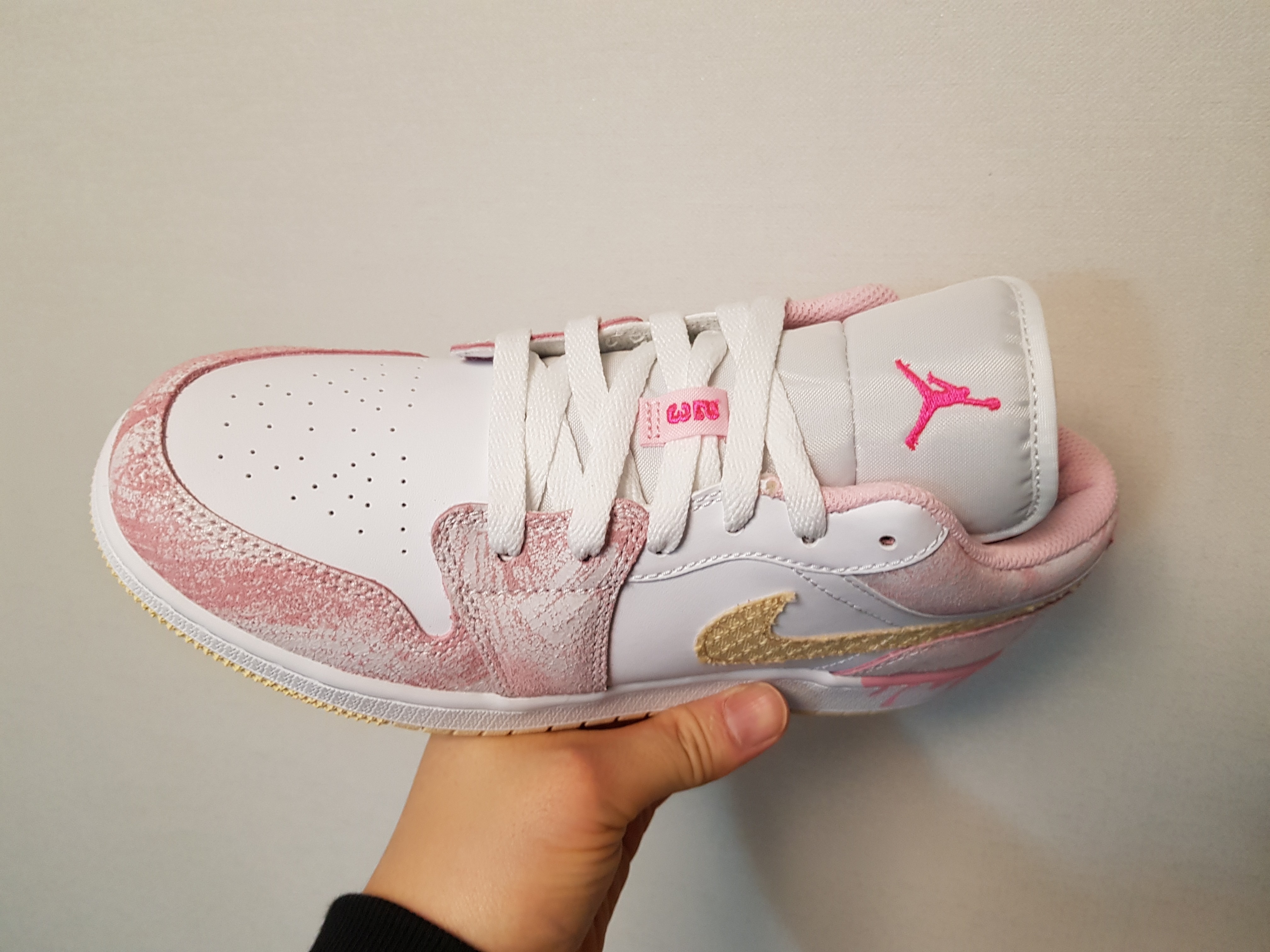(GS) Jordan 1 Low SE Pale Vanilla 착용 스타일 - 2