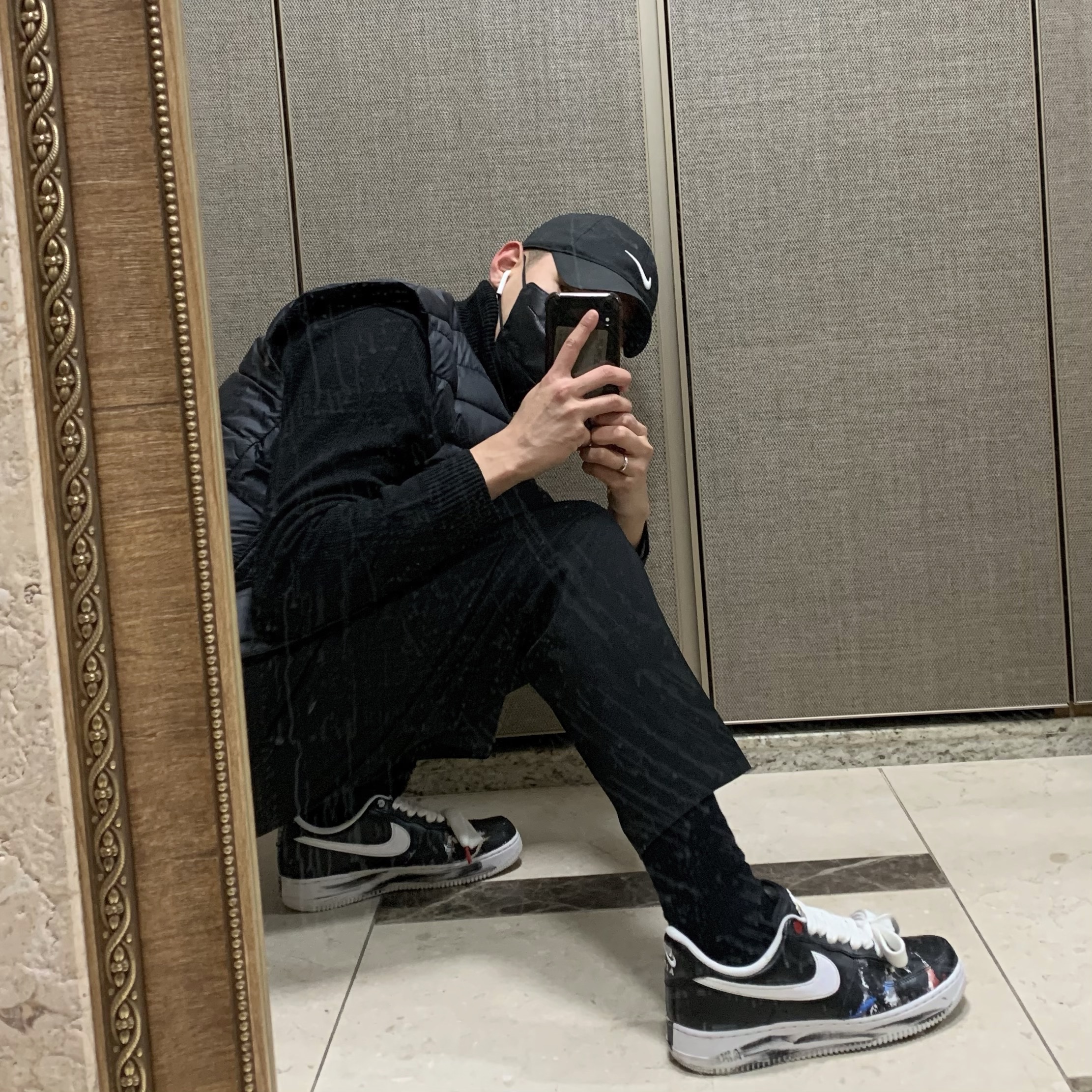 Nike x Peaceminusone Air Force 1 Low Para-Noise 착용 스타일