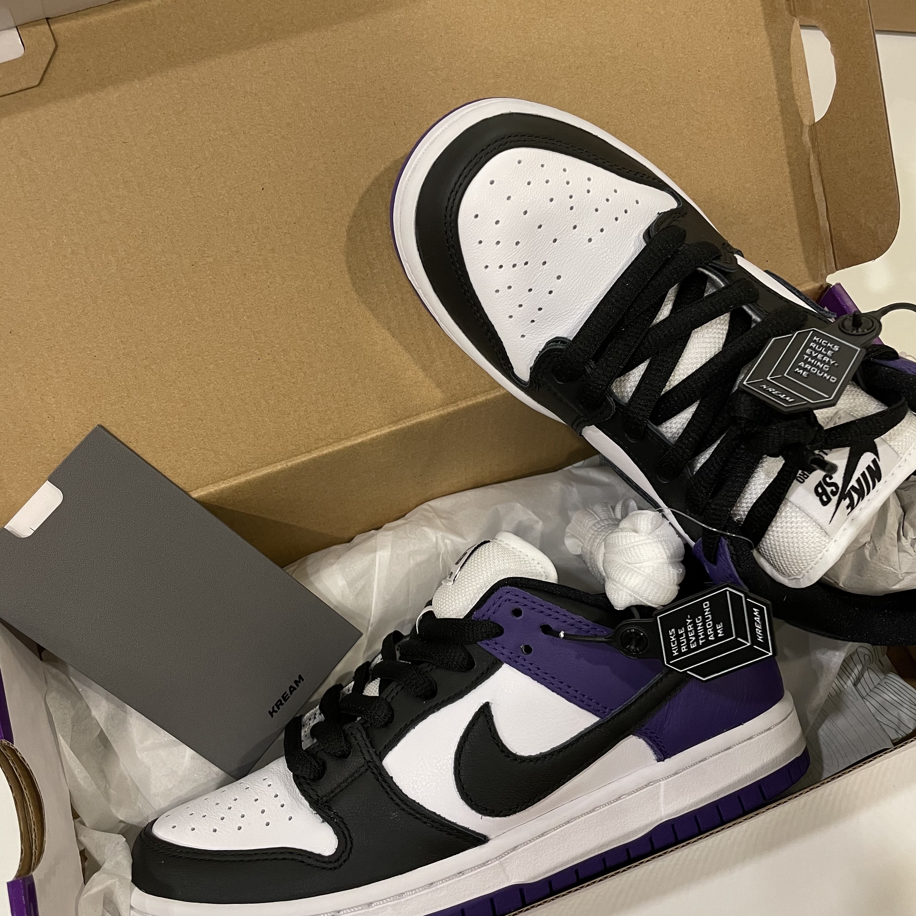 Nike SB Dunk Low Pro Court Purple 착용 스타일 - 4