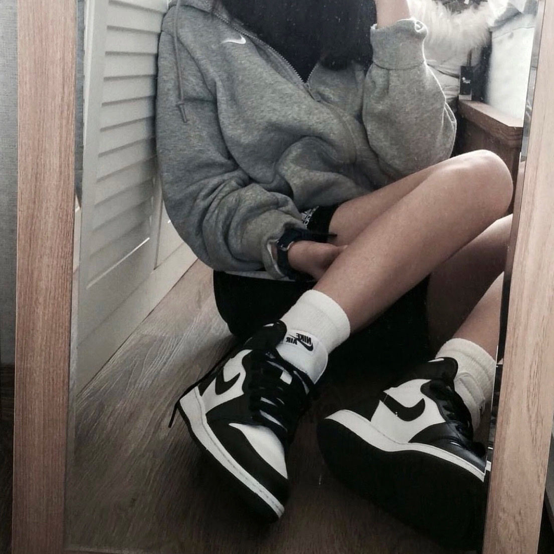 (GS) Nike Dunk Low Black, Jordan 1 Retro High OG Black White 2014 착용 스타일 - 2