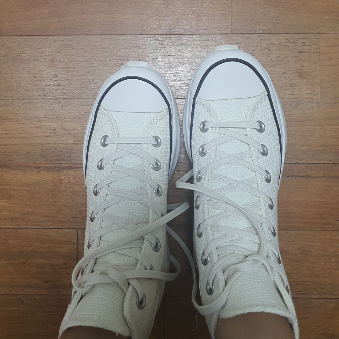 Converse Run Star Hike Hi Tonal Marble Egret 착용 스타일