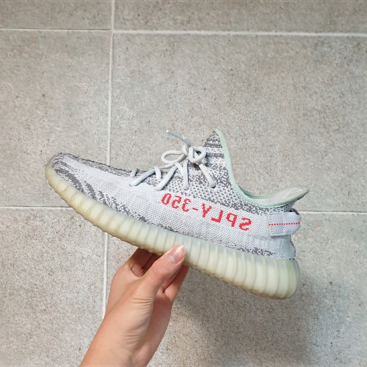 Adidas Yeezy Boost 350 V2 Blue Tint 2017 착용 스타일