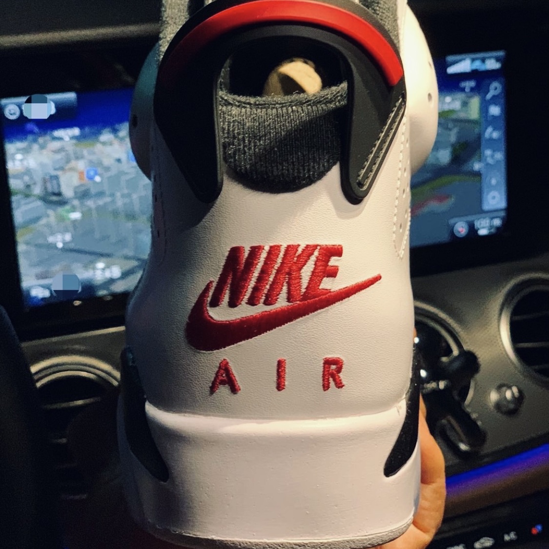 Jordan 6 Retro Carmine 2021 착용 스타일 - 2