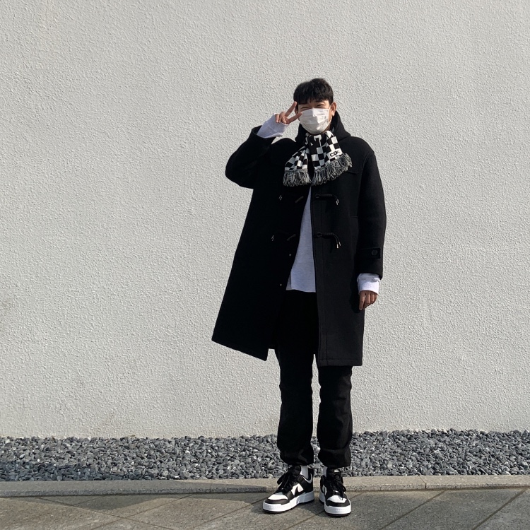 (W) Nike Dunk Low Disrupt Black White 착용 스타일 - 2