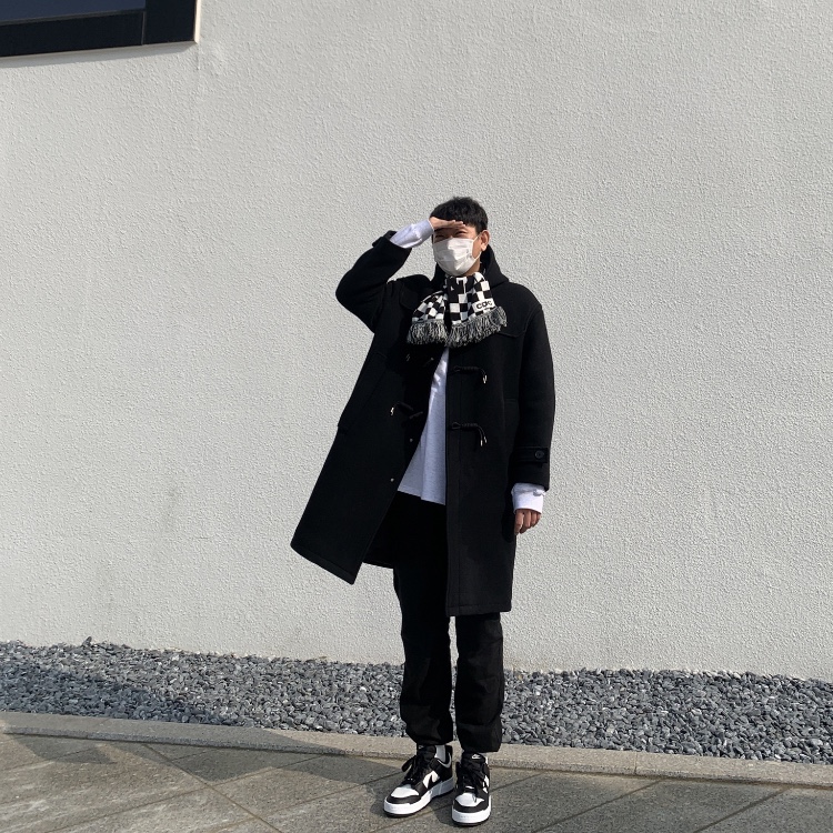 (W) Nike Dunk Low Disrupt Black White 착용 스타일 - 1
