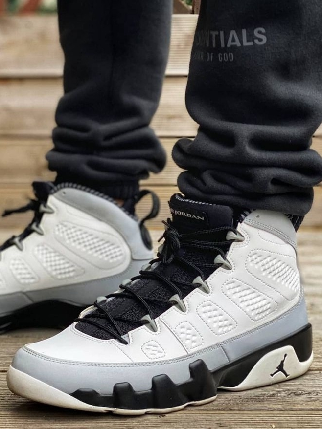 Jordan 9 Retro Barons 착용 스타일 - 2
