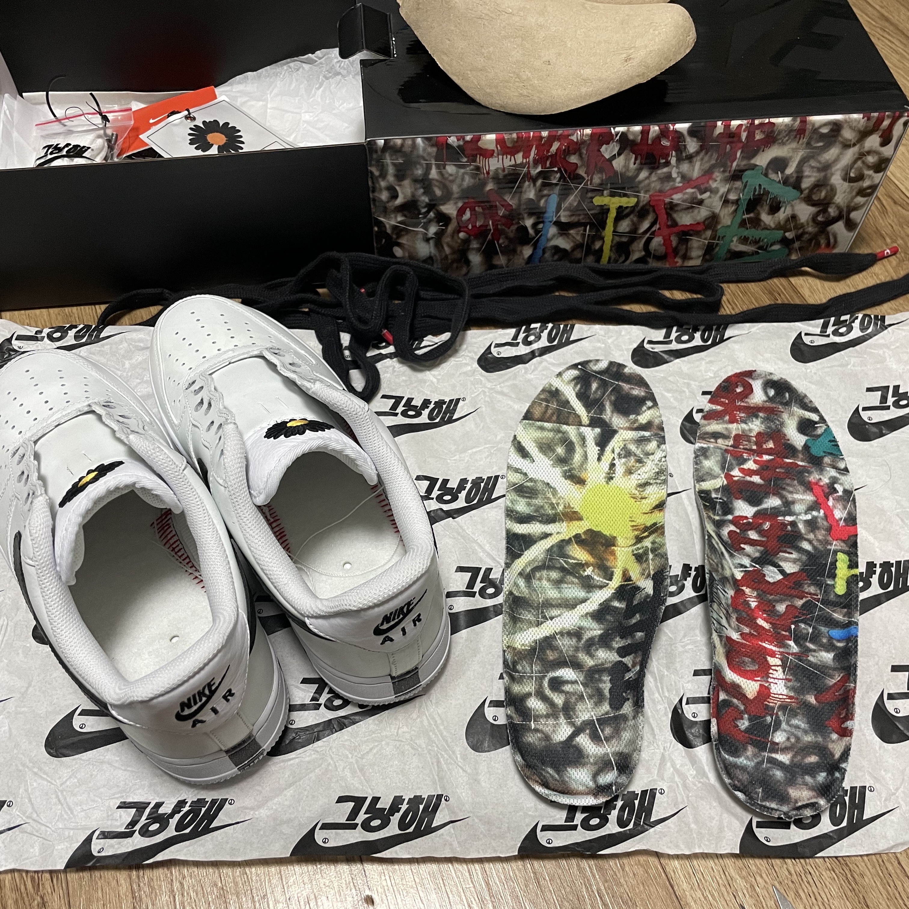 Nike x Peaceminusone Air Force 1 Low Para-Noise 2.0 착용 스타일 - 2