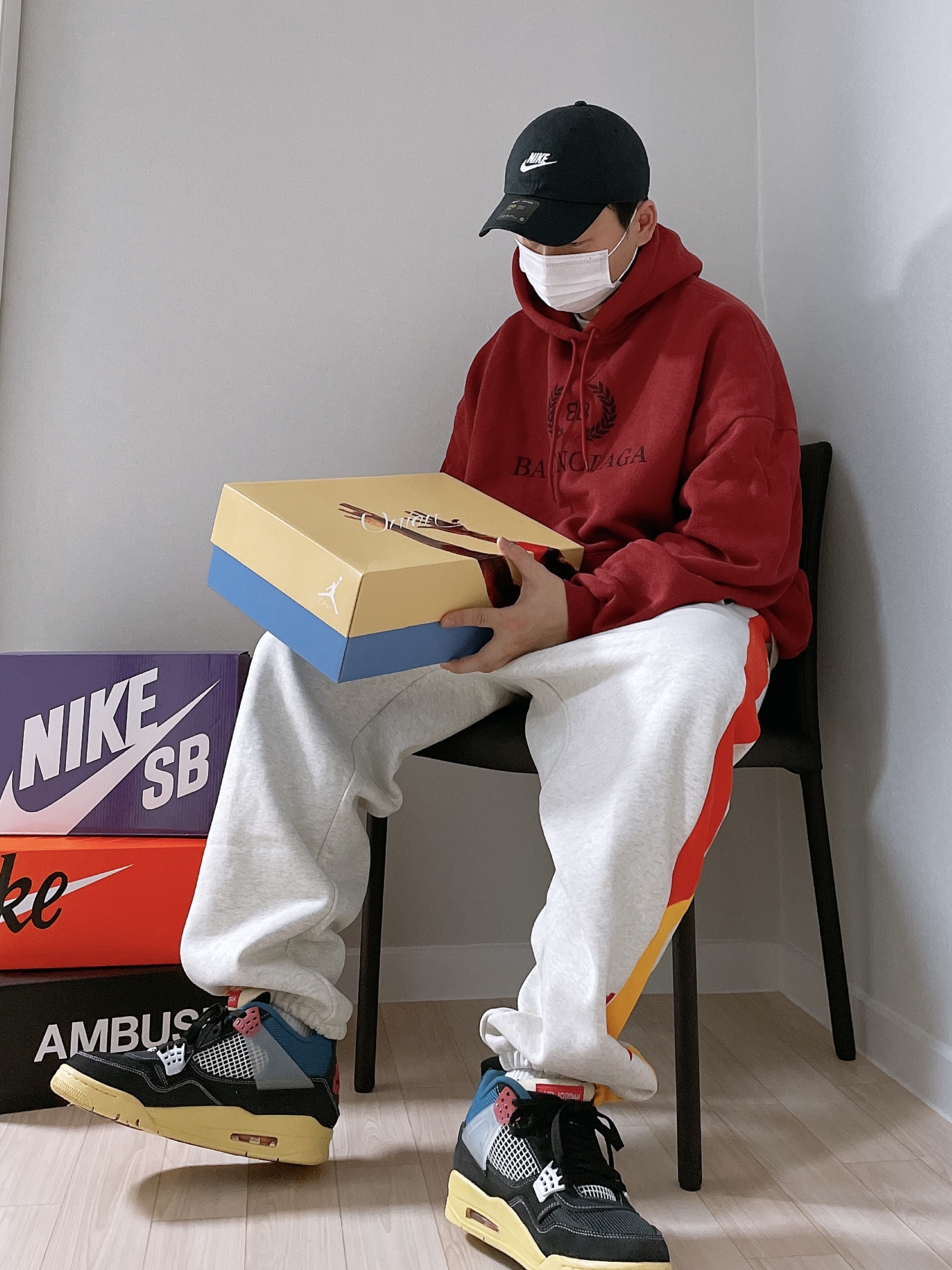 Jordan 4 x Union Retro Off Noir 착용 스타일
