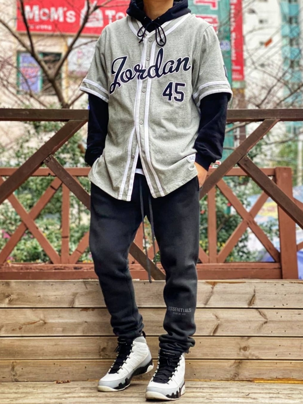 Jordan 9 Retro Barons 착용 스타일 - 1
