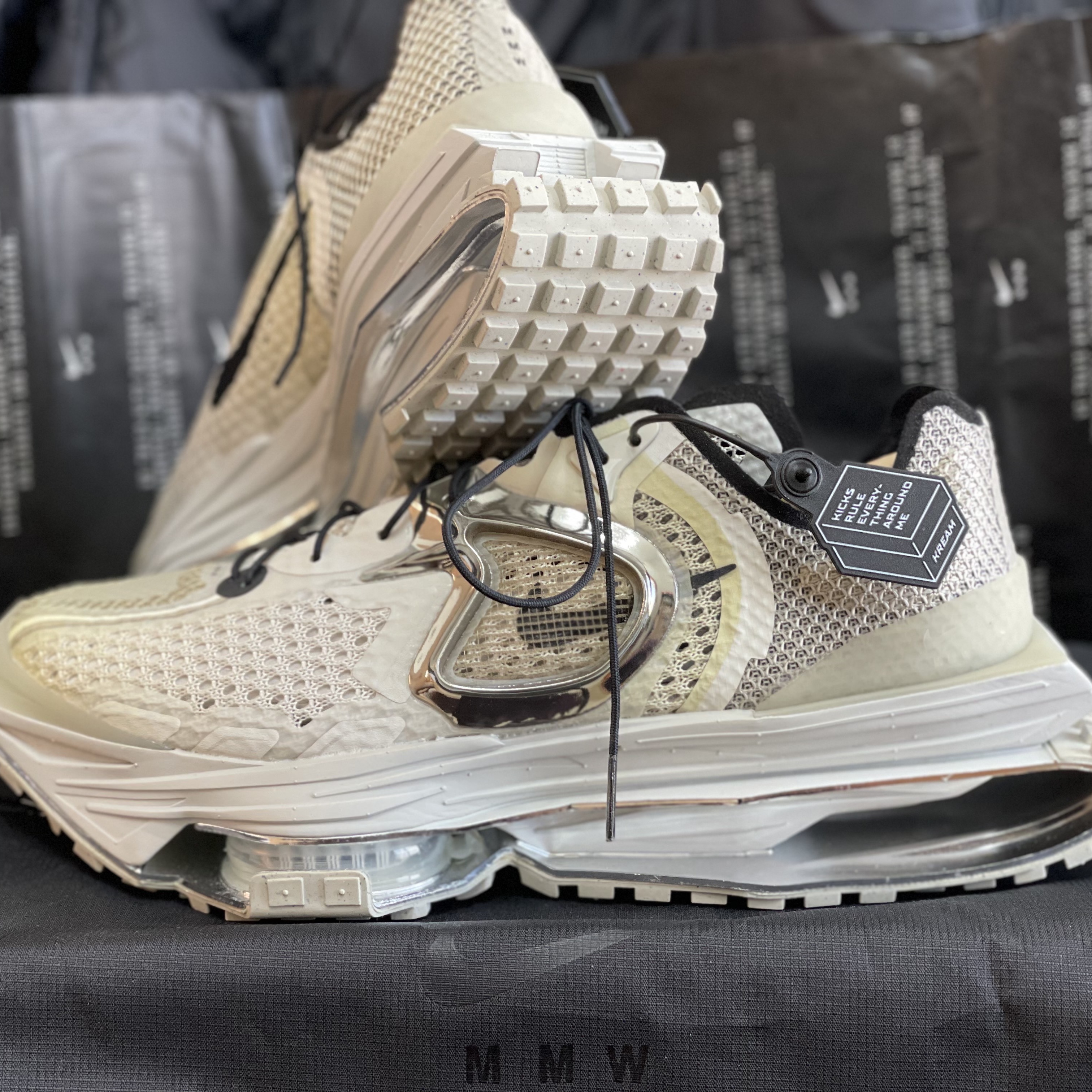 Nike x Matthew M Williams Zoom 004 Stone 착용 스타일 - 2