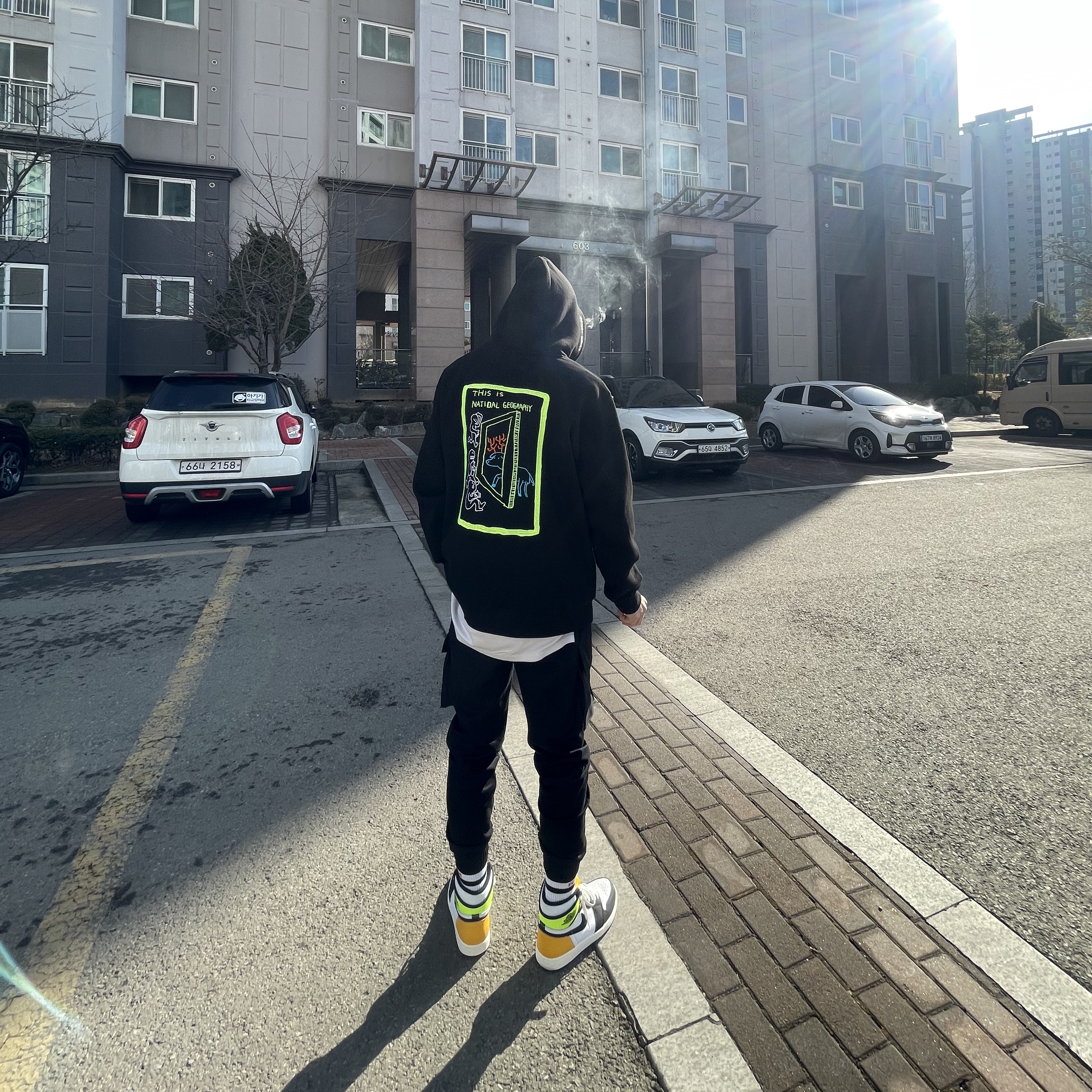 Jordan 1 Retro High OG Volt Gold 착용 스타일