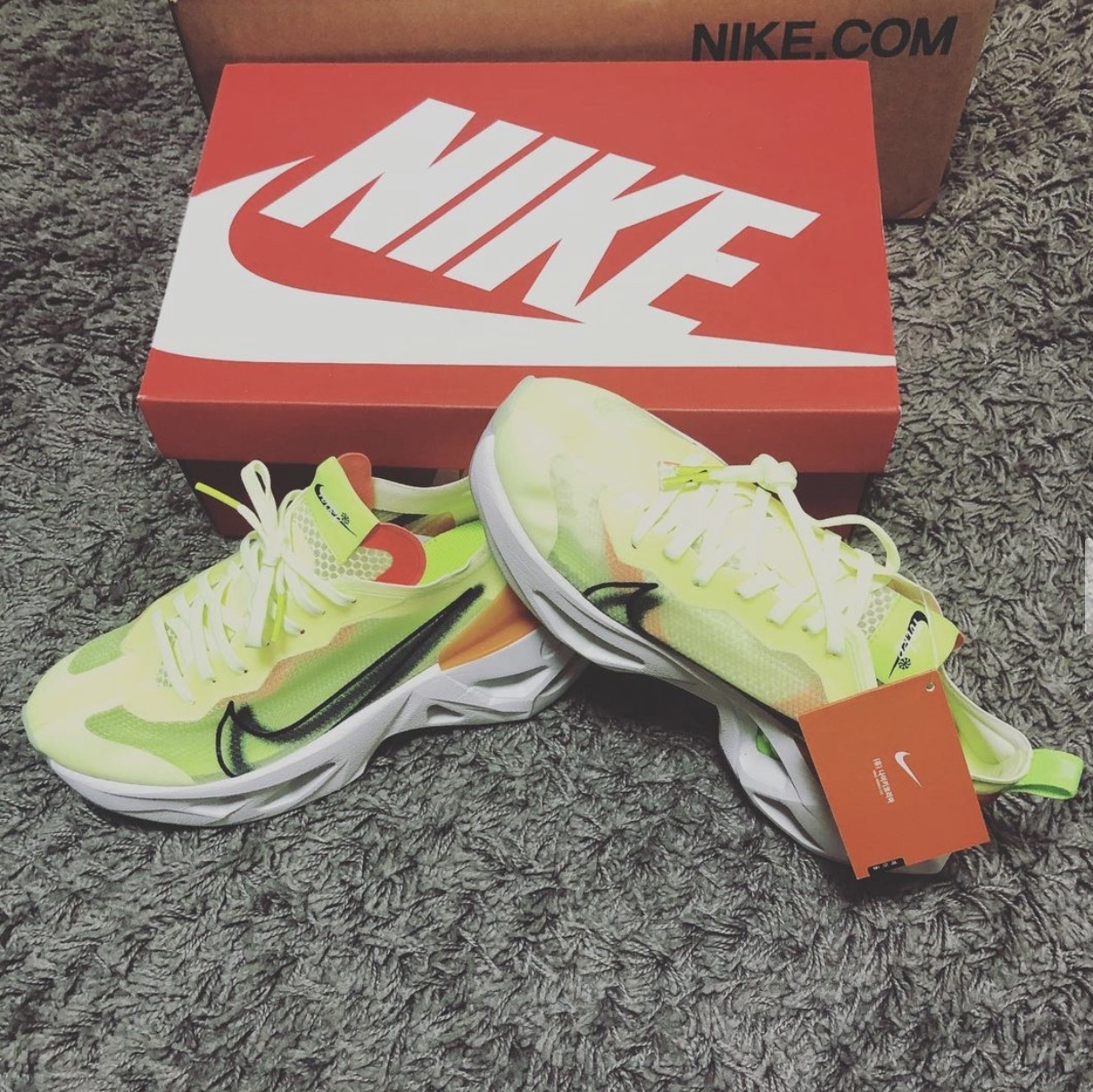 (W) Nike ZoomX Vista Grind Volt 착용 스타일