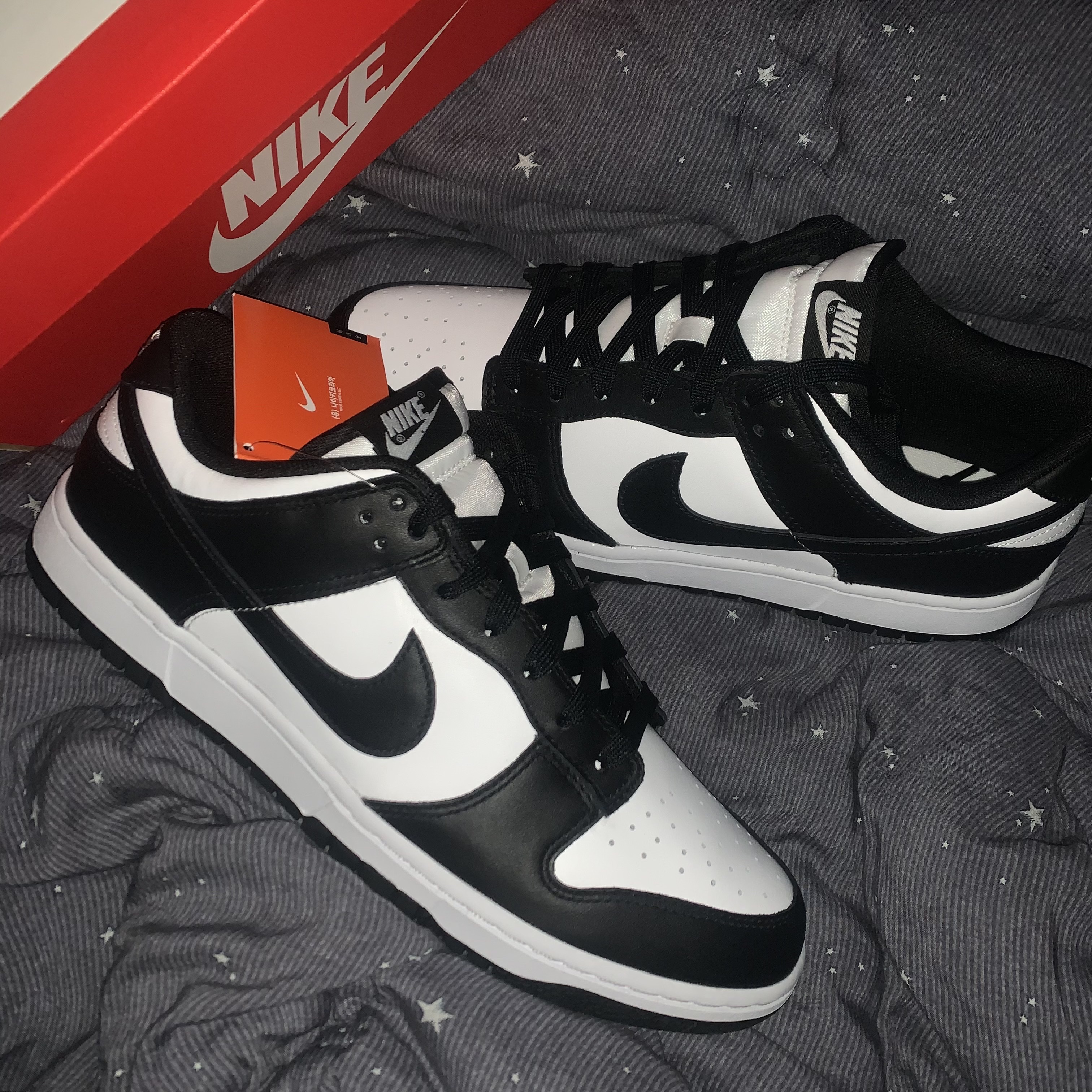 Nike Dunk Low Retro Black, Nike x Peaceminusone Air Force 1 Low Para-Noise 착용 스타일 - 1