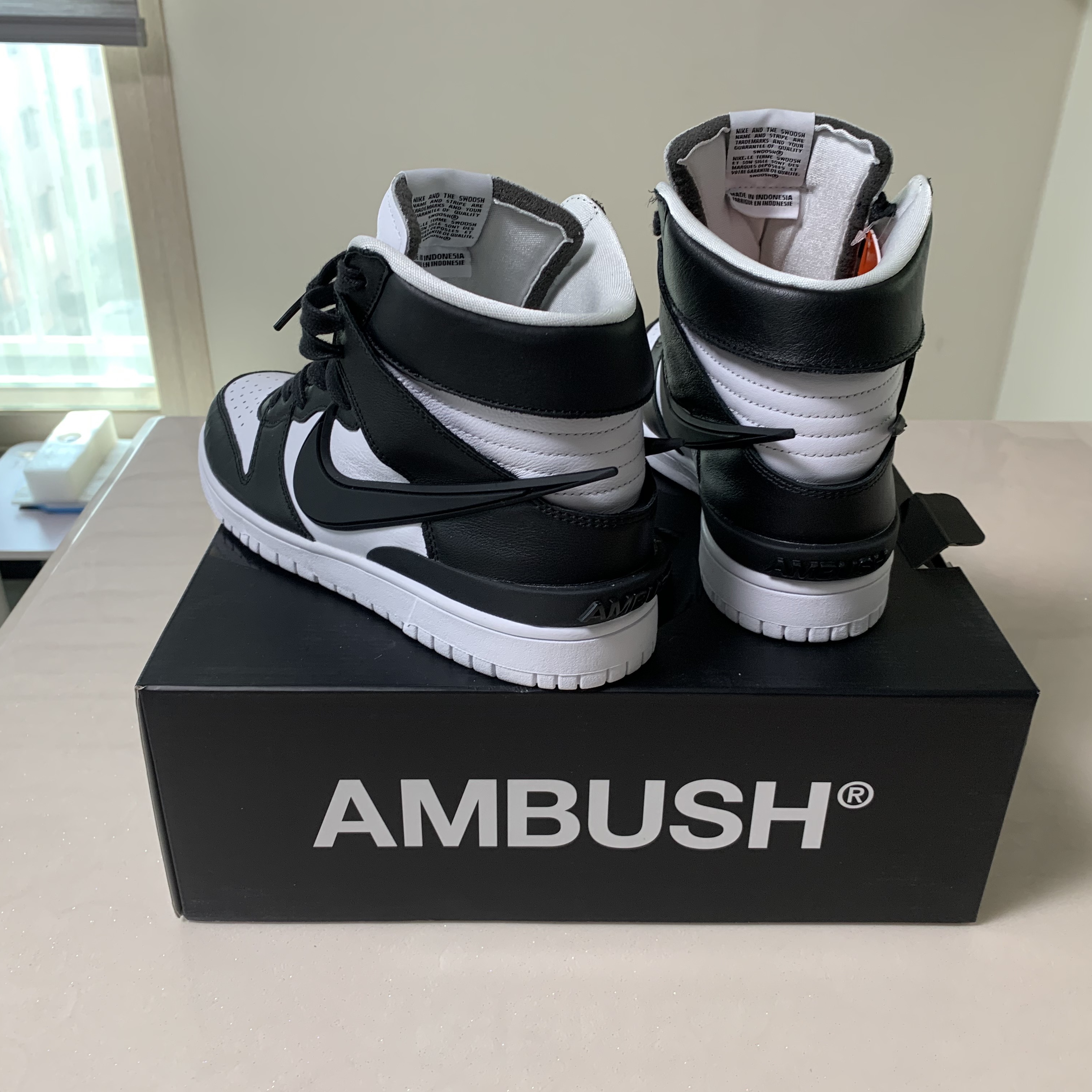 Nike x Ambush Dunk High Black 착용 스타일 - 3