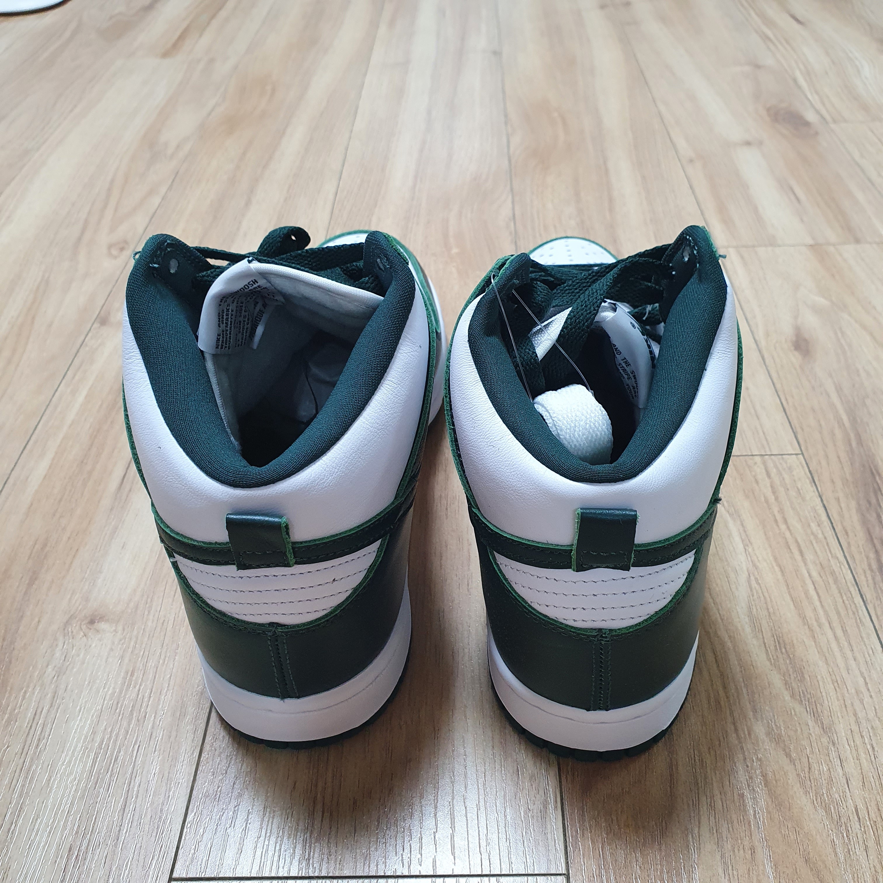 Nike Dunk High SP Spartan Green 착용 스타일 - 5