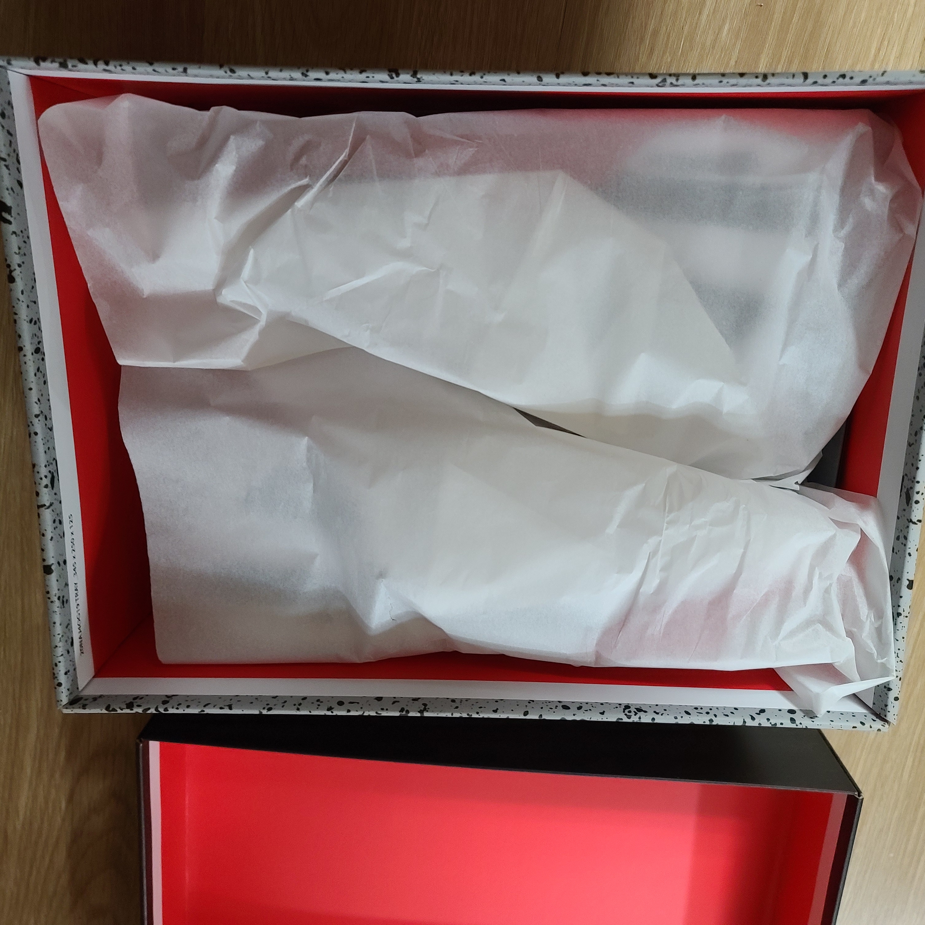 Jordan 4 Retro OG Fire Red 2020 착용 스타일 - 2