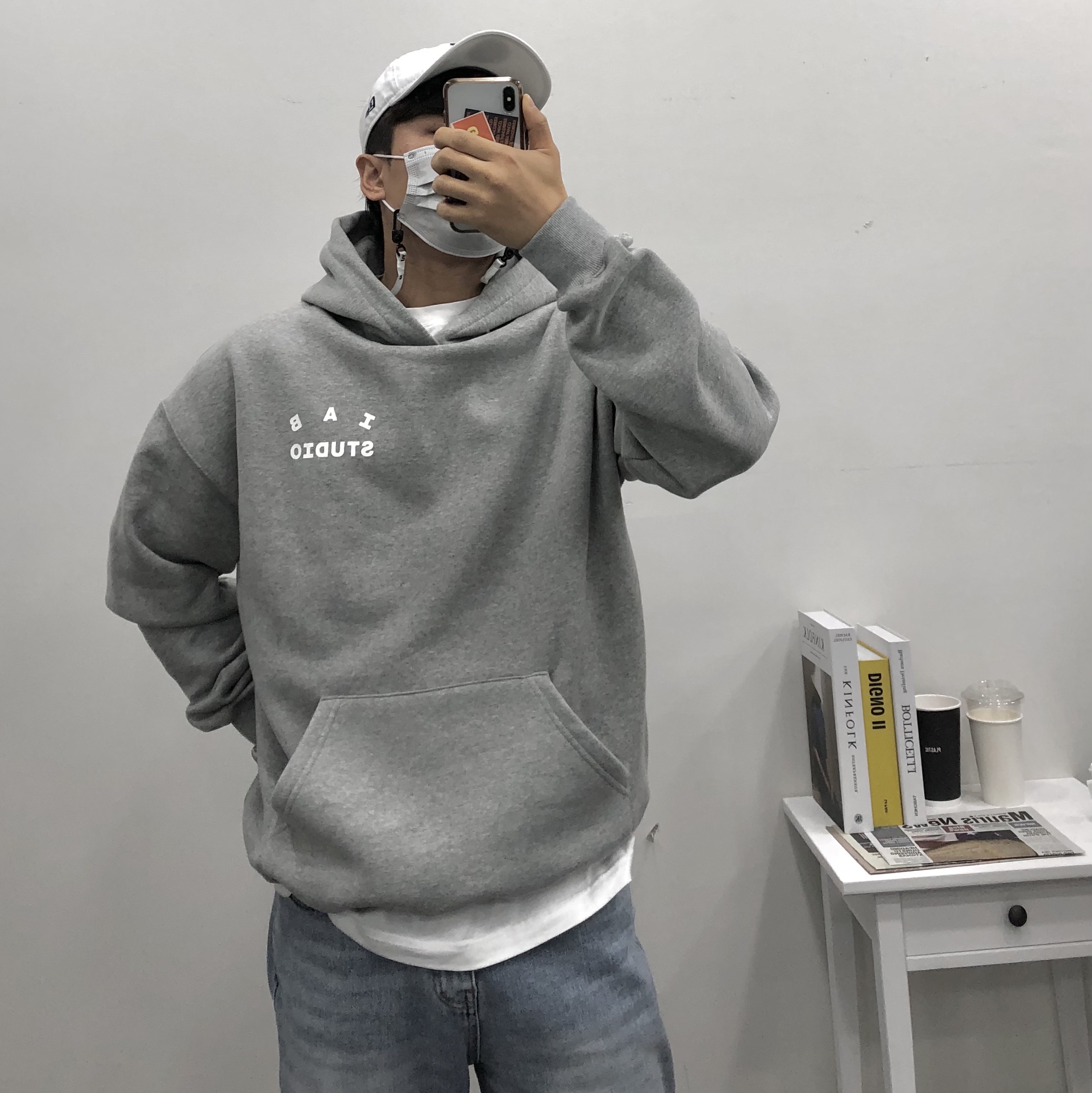 IAB Studio Hoodie Gray - 21SS, New Balance 327 Moonbeam Ghost Pepper 착용 스타일 - 1
