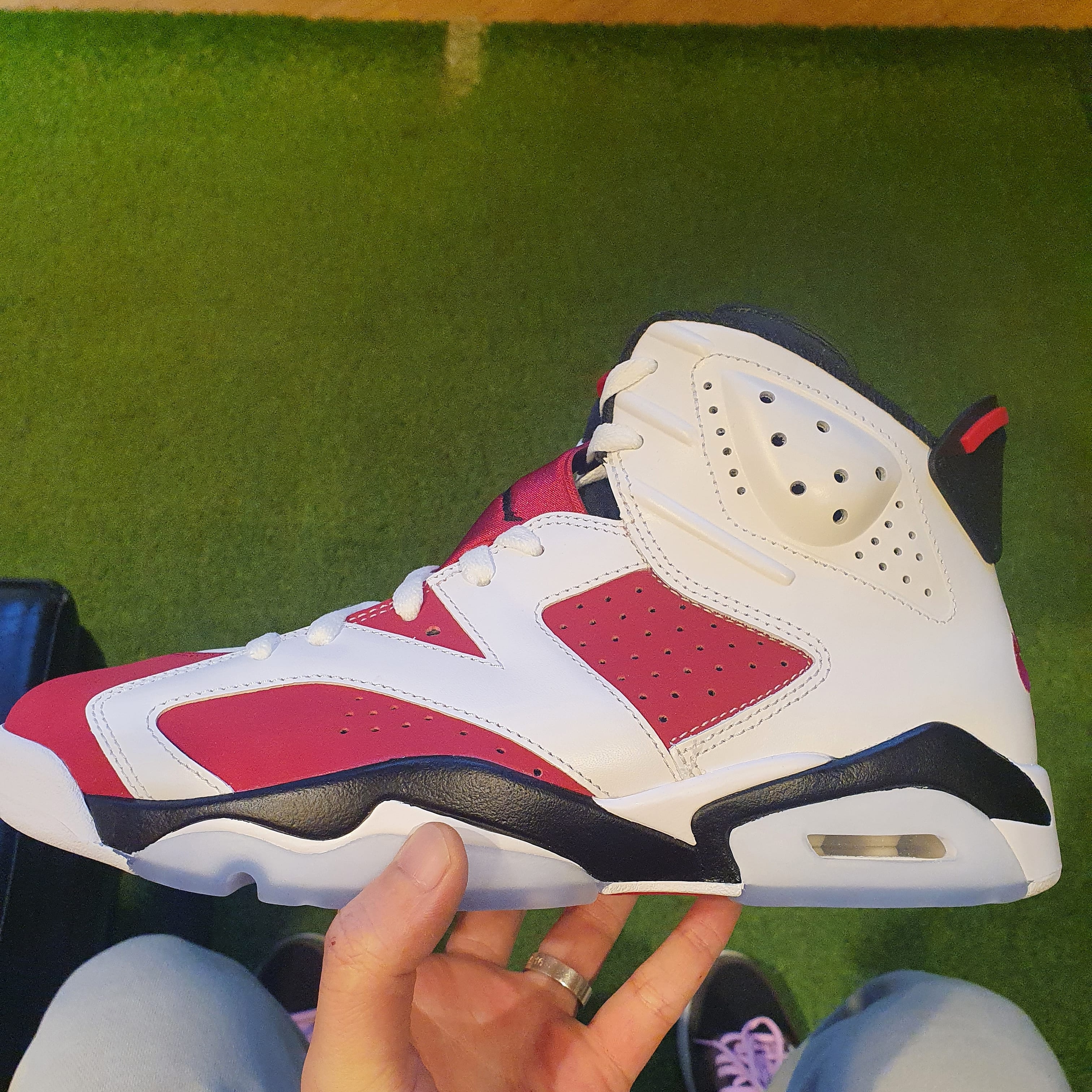 Jordan 6 Retro Carmine 2021 착용 스타일