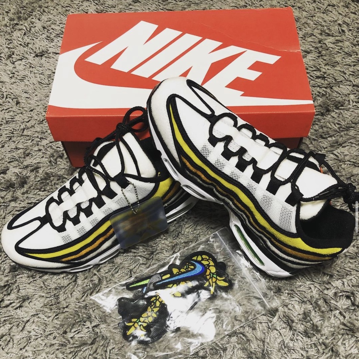 Nike Air Max 95 Pollen Rise 착용 스타일