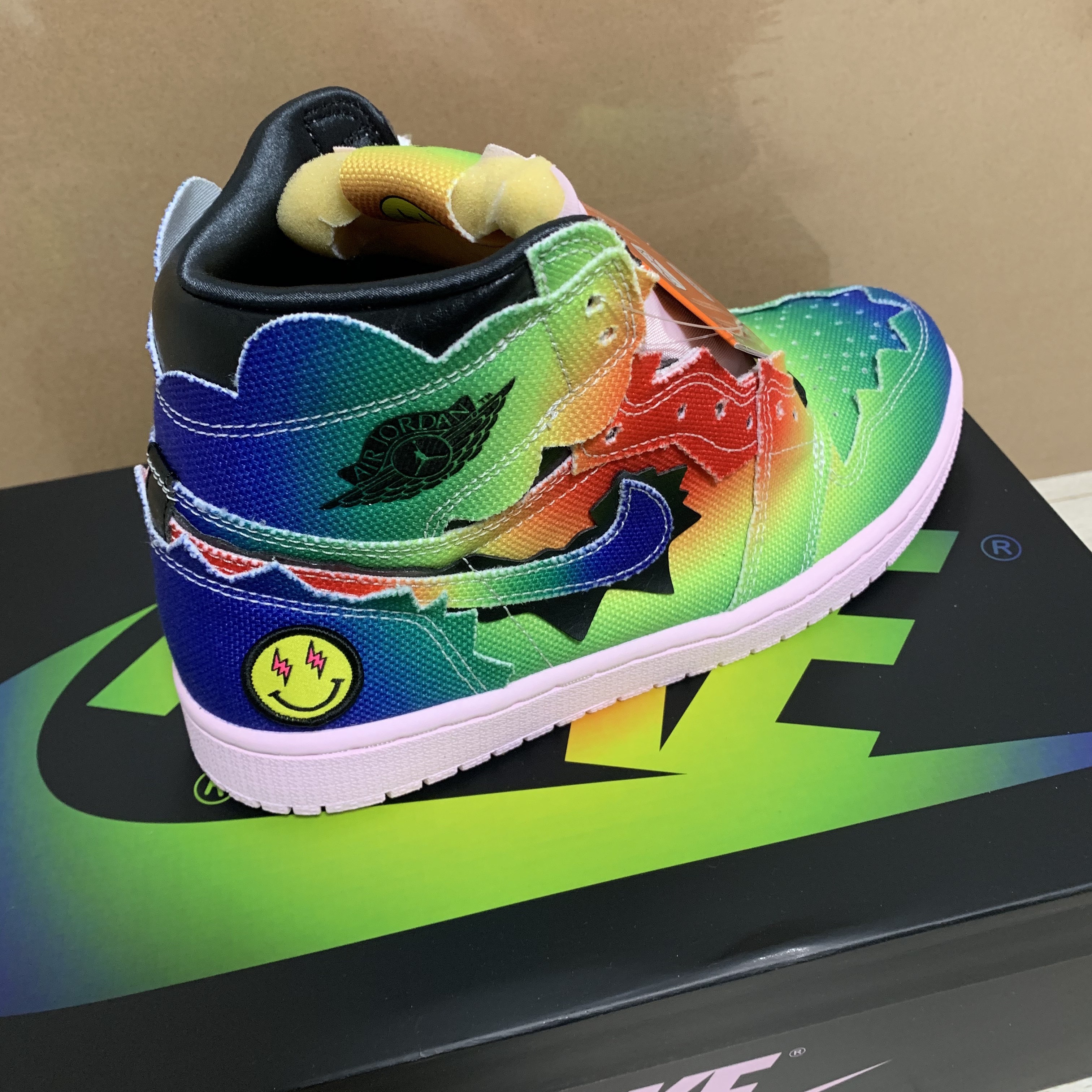 Jordan 1 x J Balvin Retro High OG 착용 스타일