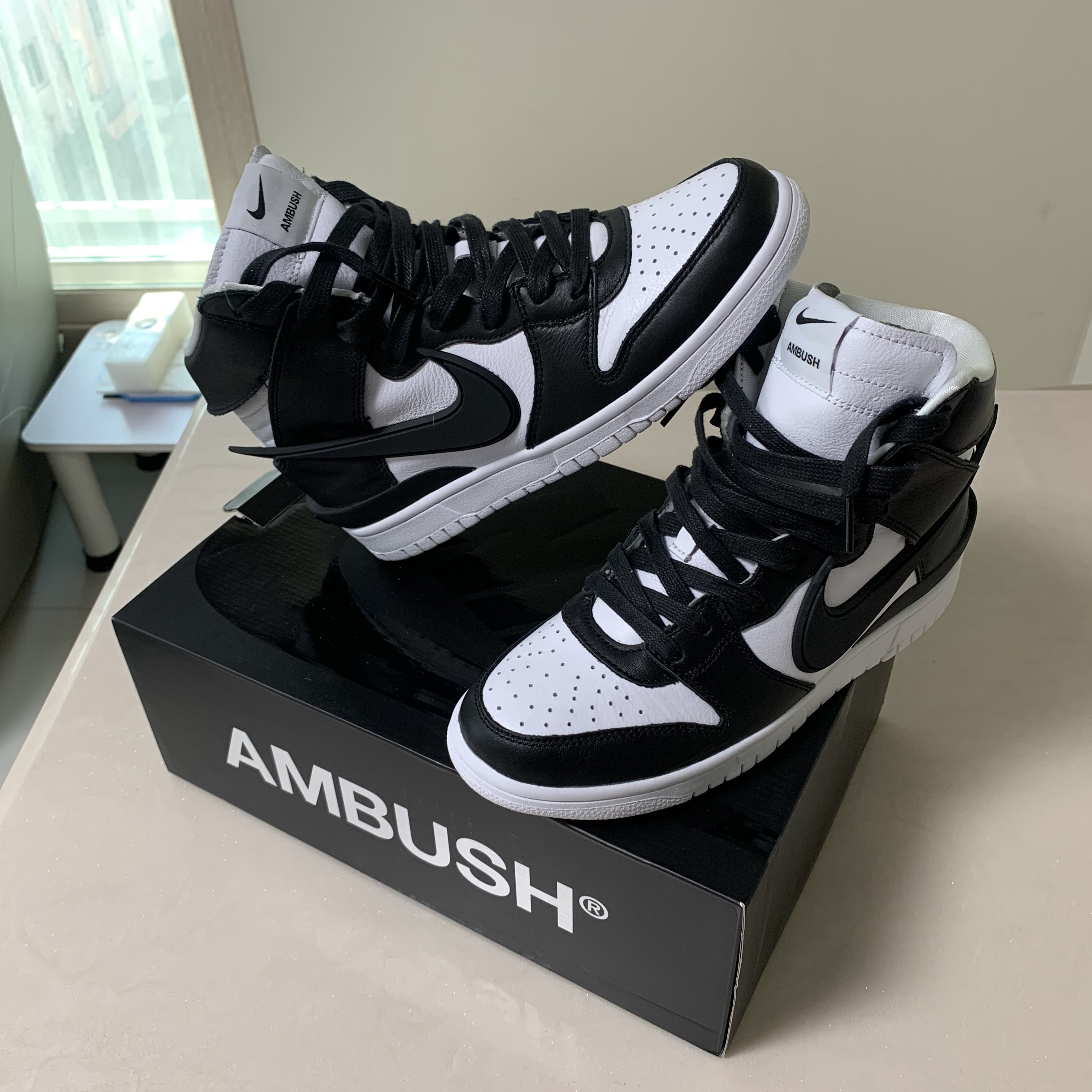 Nike x Ambush Dunk High Black 착용 스타일 - 1