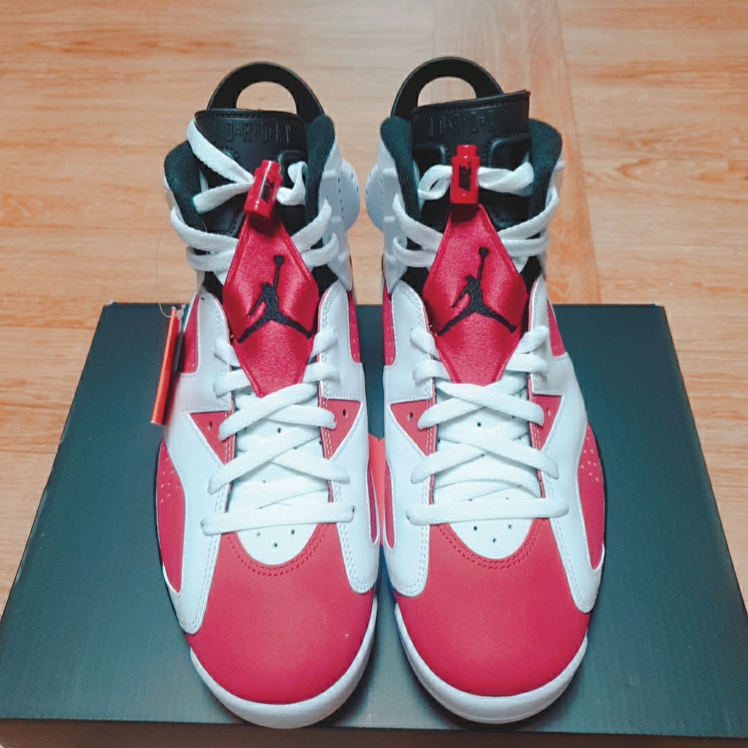 Jordan 6 Retro Carmine 2021 착용 스타일 - 1
