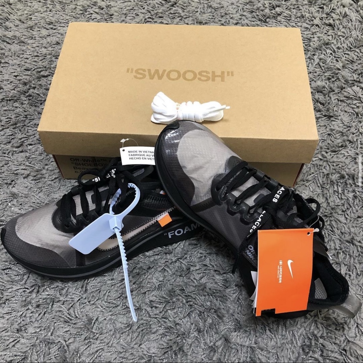 Nike x Off-White Zoom Fly SP Black 착용 스타일