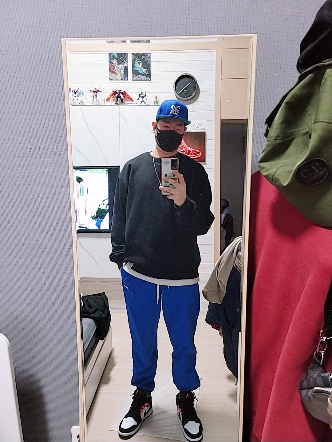 Jordan 1 Mid SE South Beach 착용 스타일 - 1