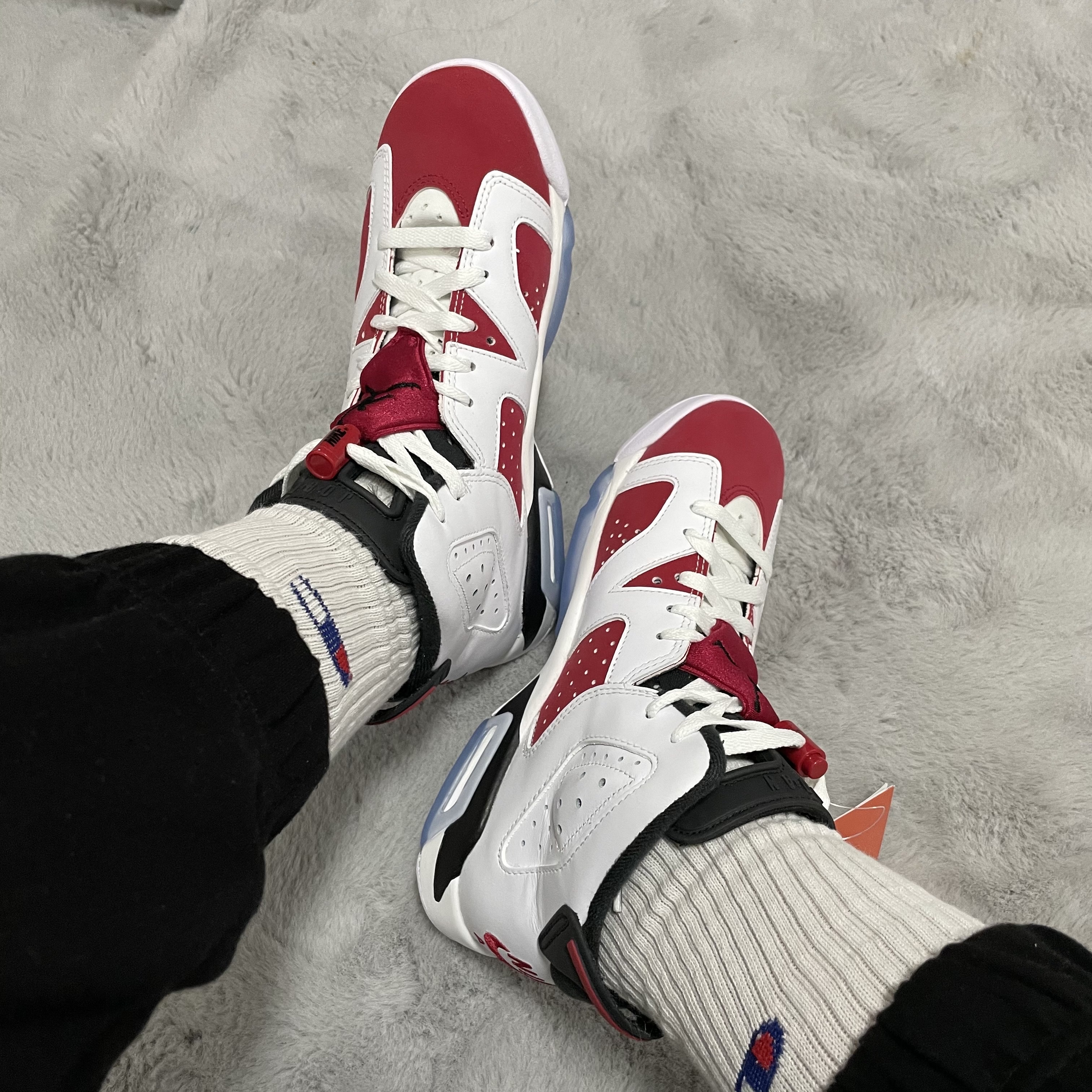 (GS) Jordan 6 Retro Carmine 2021 착용 스타일