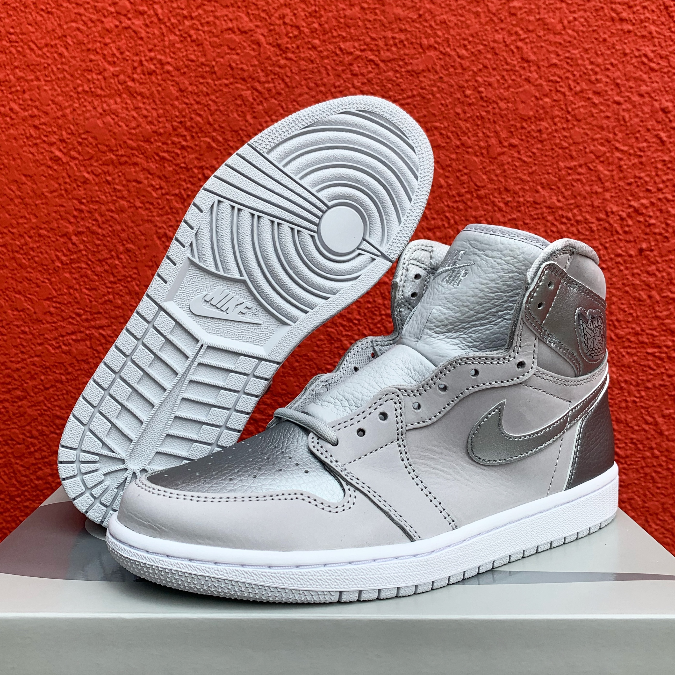 Jordan 1 Retro High OG CO.JP Neutral Grey 착용 스타일