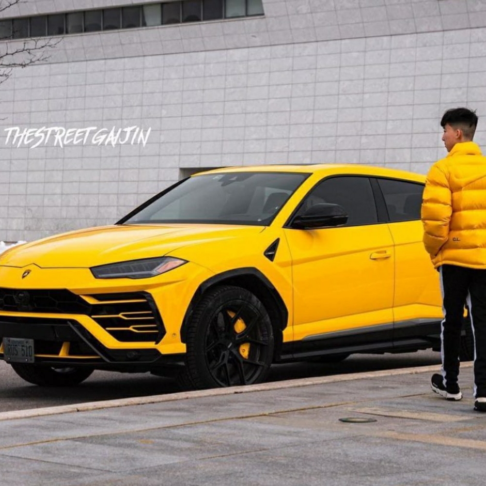 Nike x Drake Nocta Puffer Jacket University Gold - Asia, Nike x Drake Nocta Essential Hoodie Black - Asia 착용 스타일 - 2
