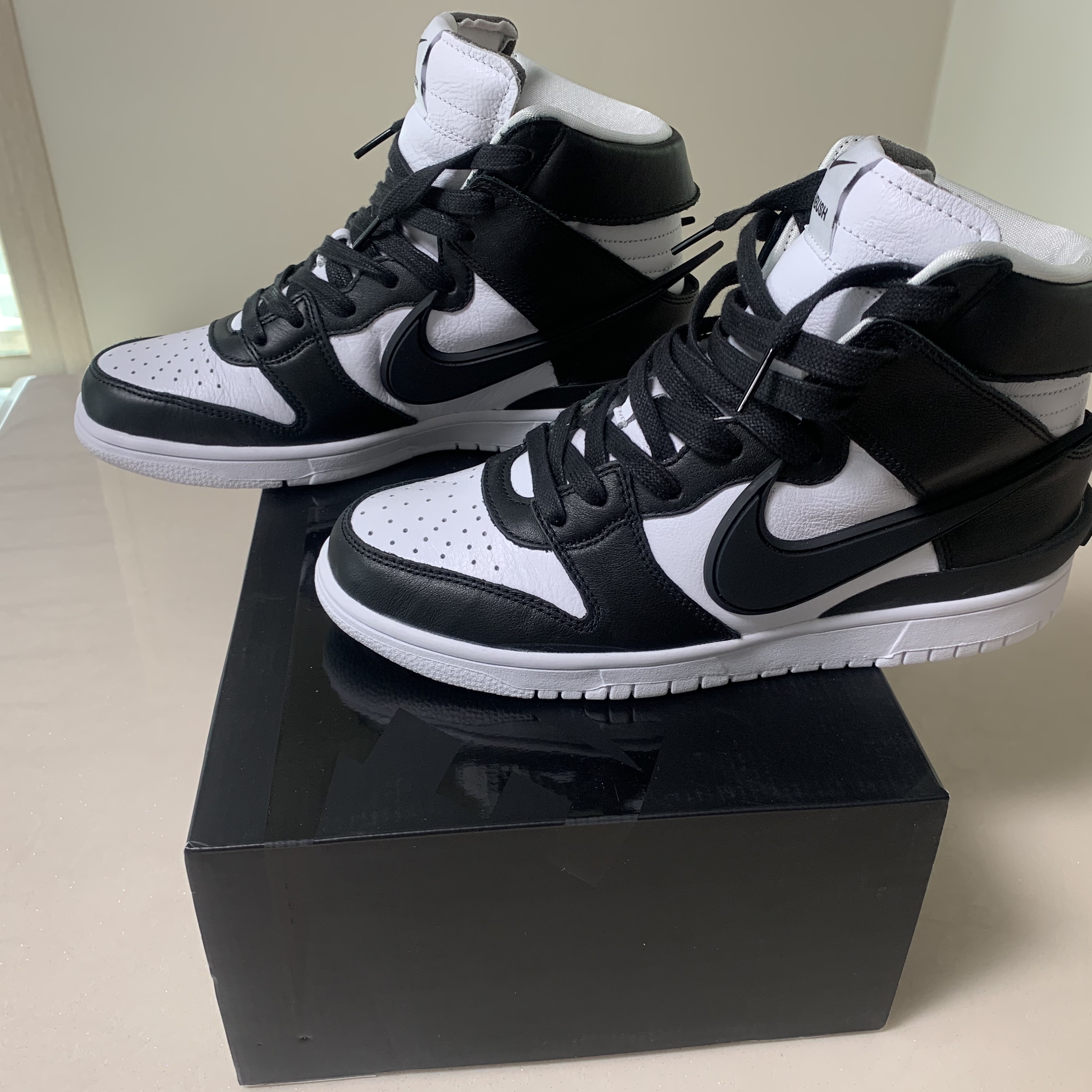 Nike x Ambush Dunk High Black 착용 스타일 - 4