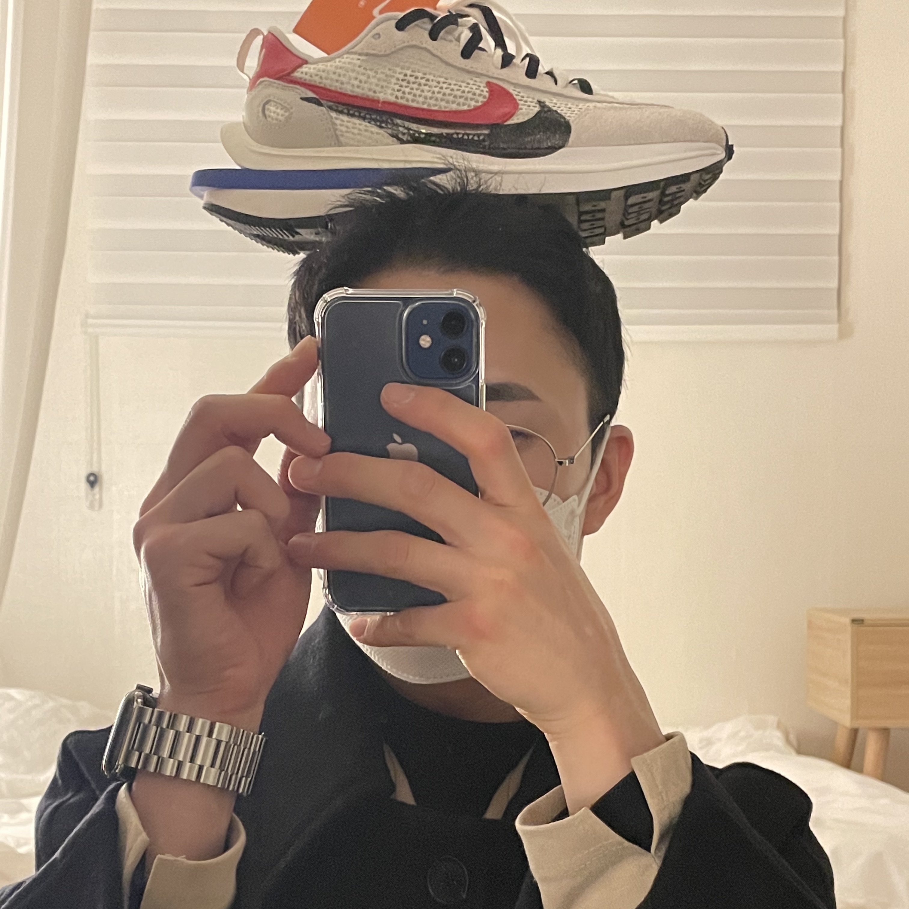 Nike x Sacai VaporWaffle Royal Fuchsia 착용 스타일