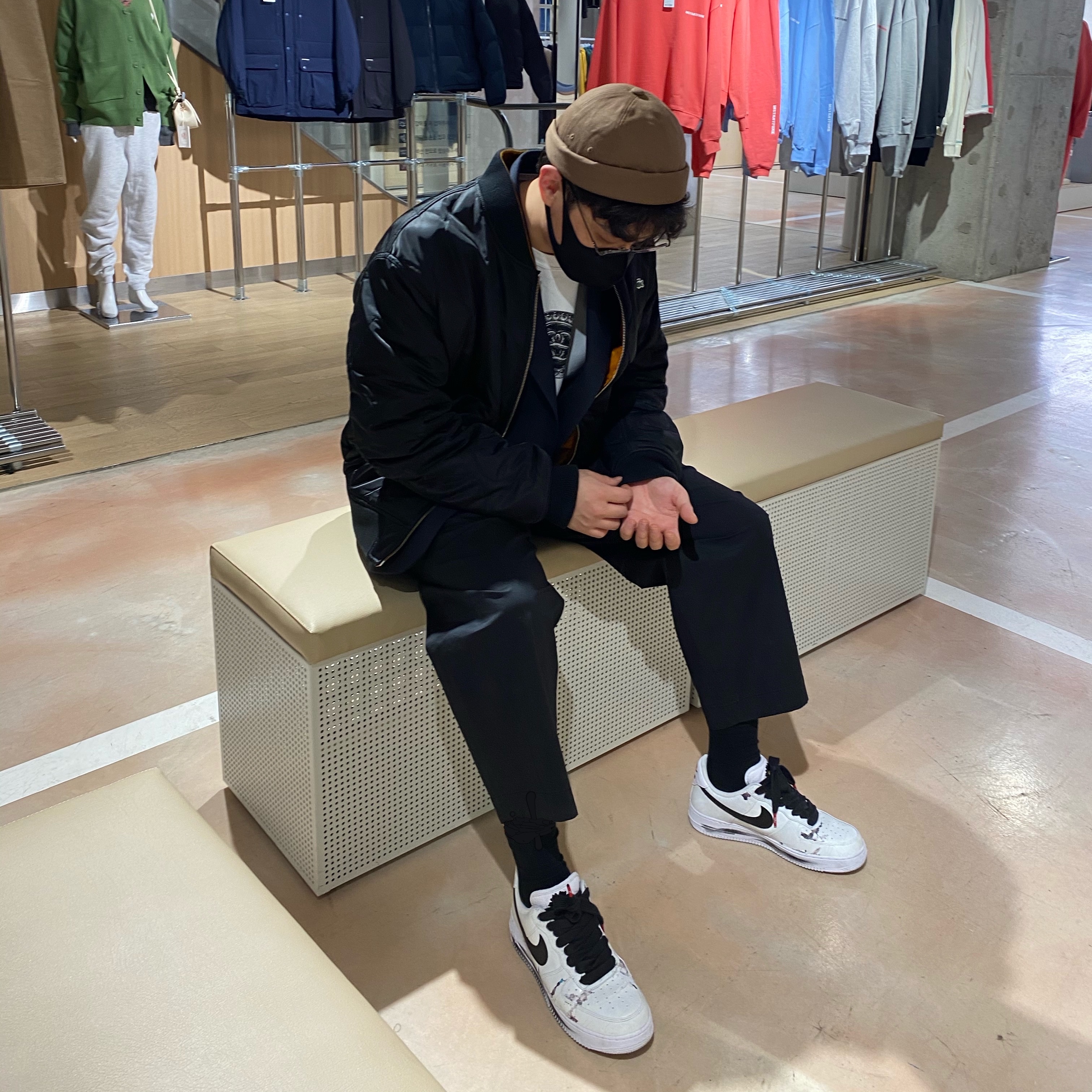 Nike x Peaceminusone Air Force 1 Low Para-Noise 2.0, Nike x Stussy Big Swoosh LS T-Shirt White - US/EU 착용 스타일 - 3