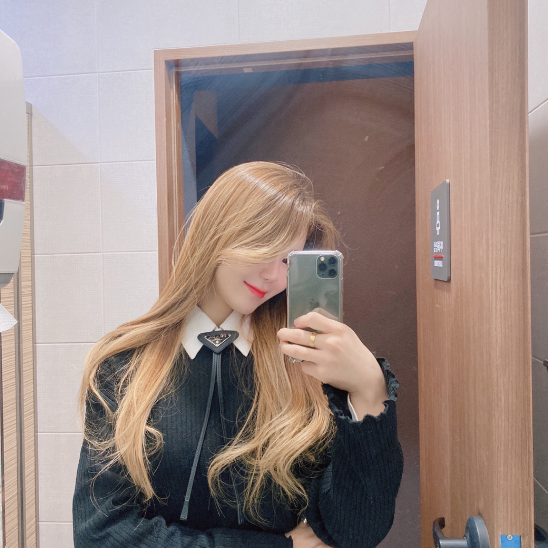 KREAM 프로필 이미지