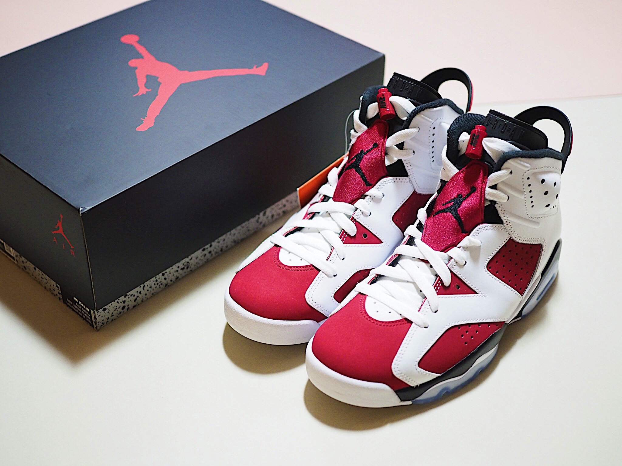Jordan 6 Retro Carmine 2021 착용 스타일 - 1