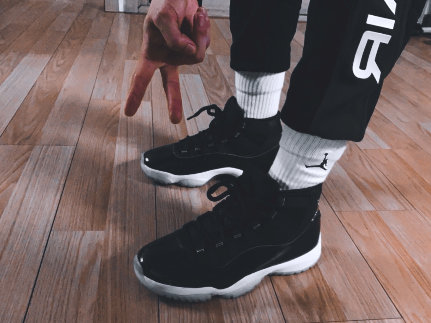 Jordan 11 Retro Jubilee 착용 스타일