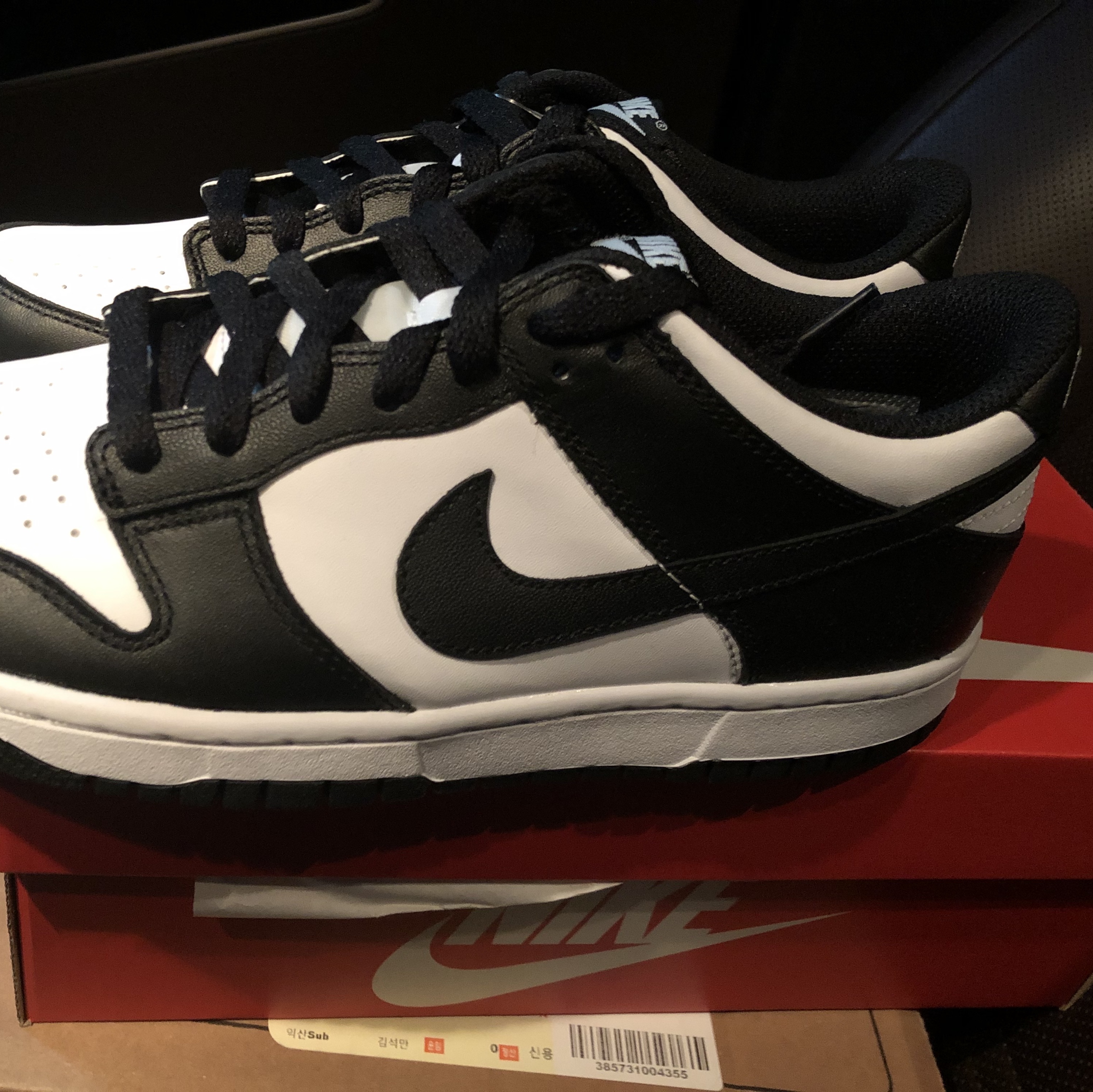 (GS) Nike Dunk Low Black 착용 스타일 - 2