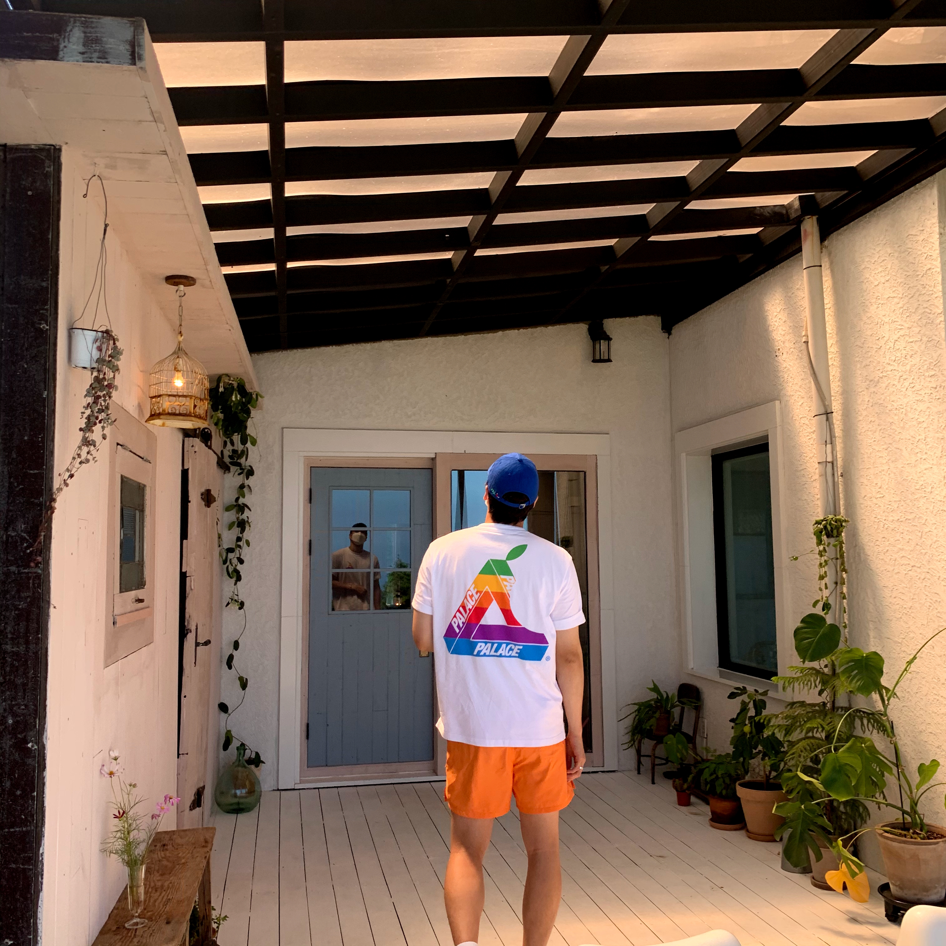 Palace JCDC P 6-Panel Blue - 19SS, Palace Jobsworth T-Shirt White - 19SS 착용 스타일
