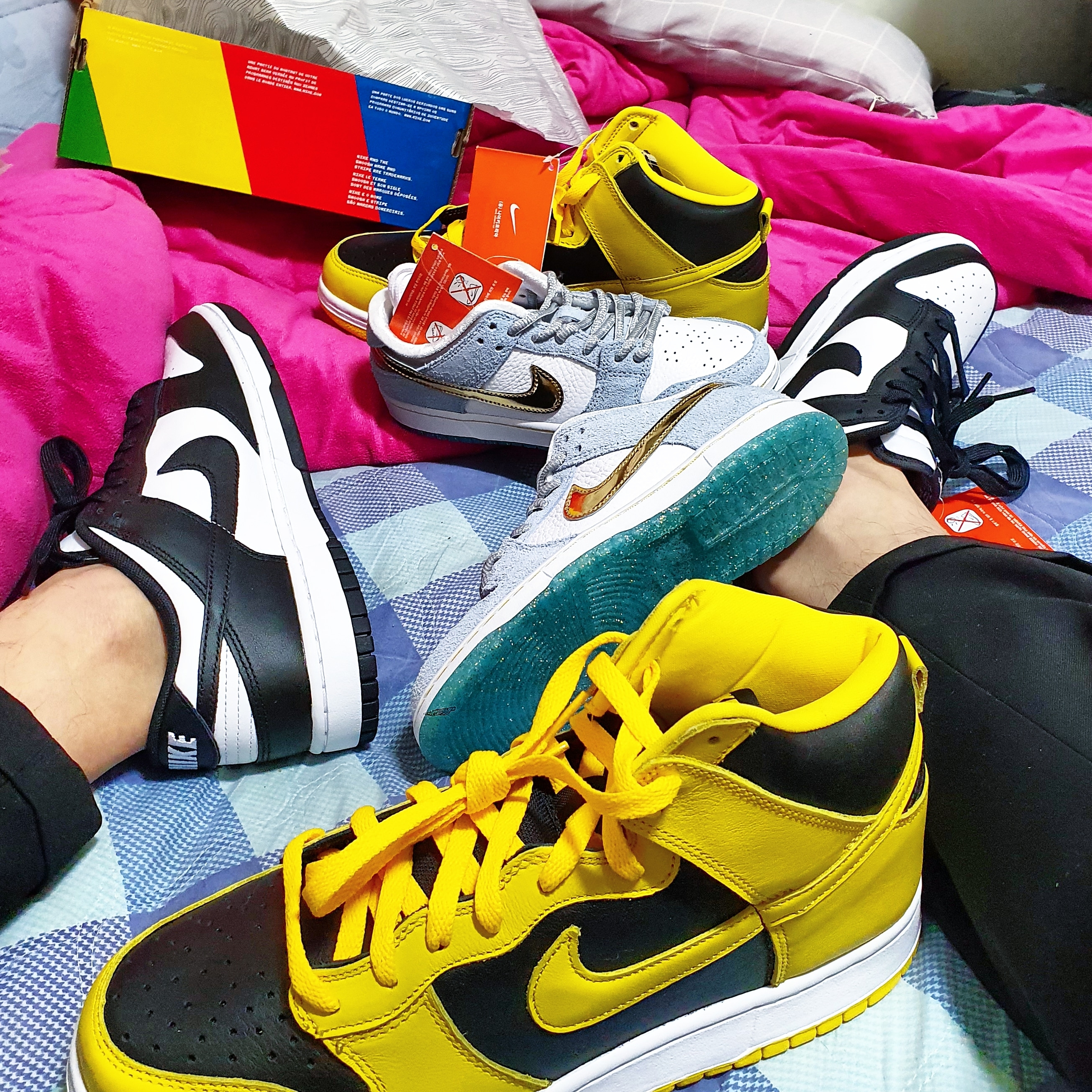 Nike Dunk Low Retro Black, Nike x Sean Cliver SB Dunk Low Holiday Special 착용 스타일