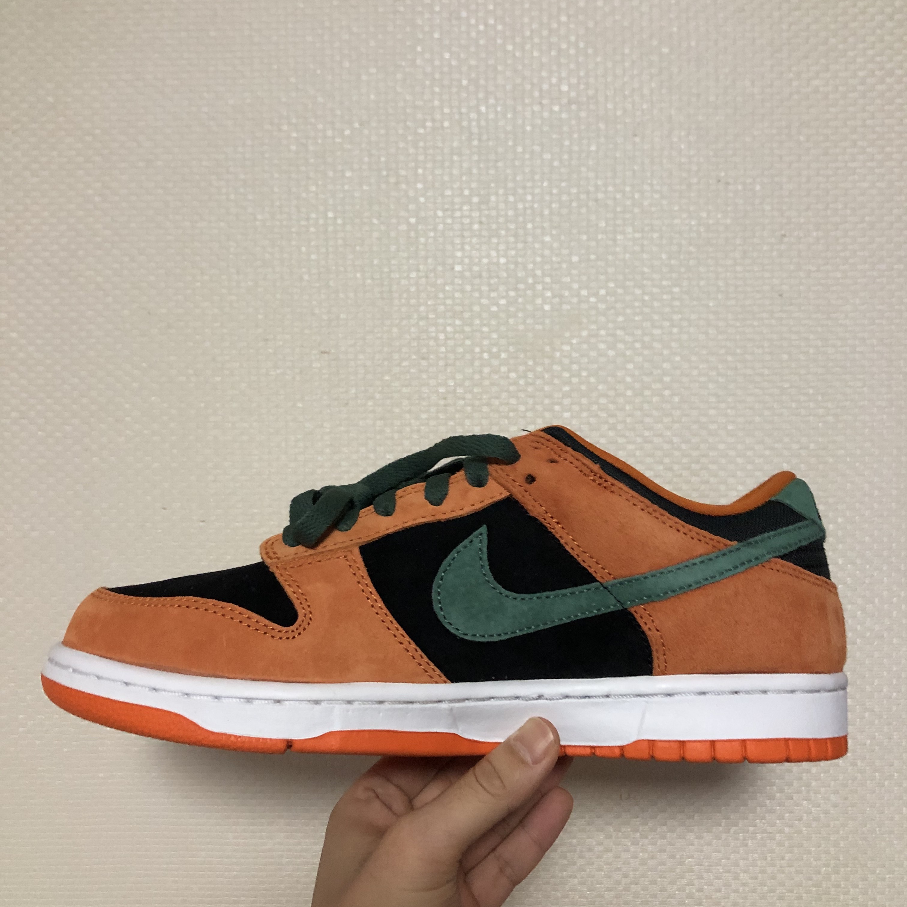 Nike Dunk Low SP Ceramic 착용 스타일